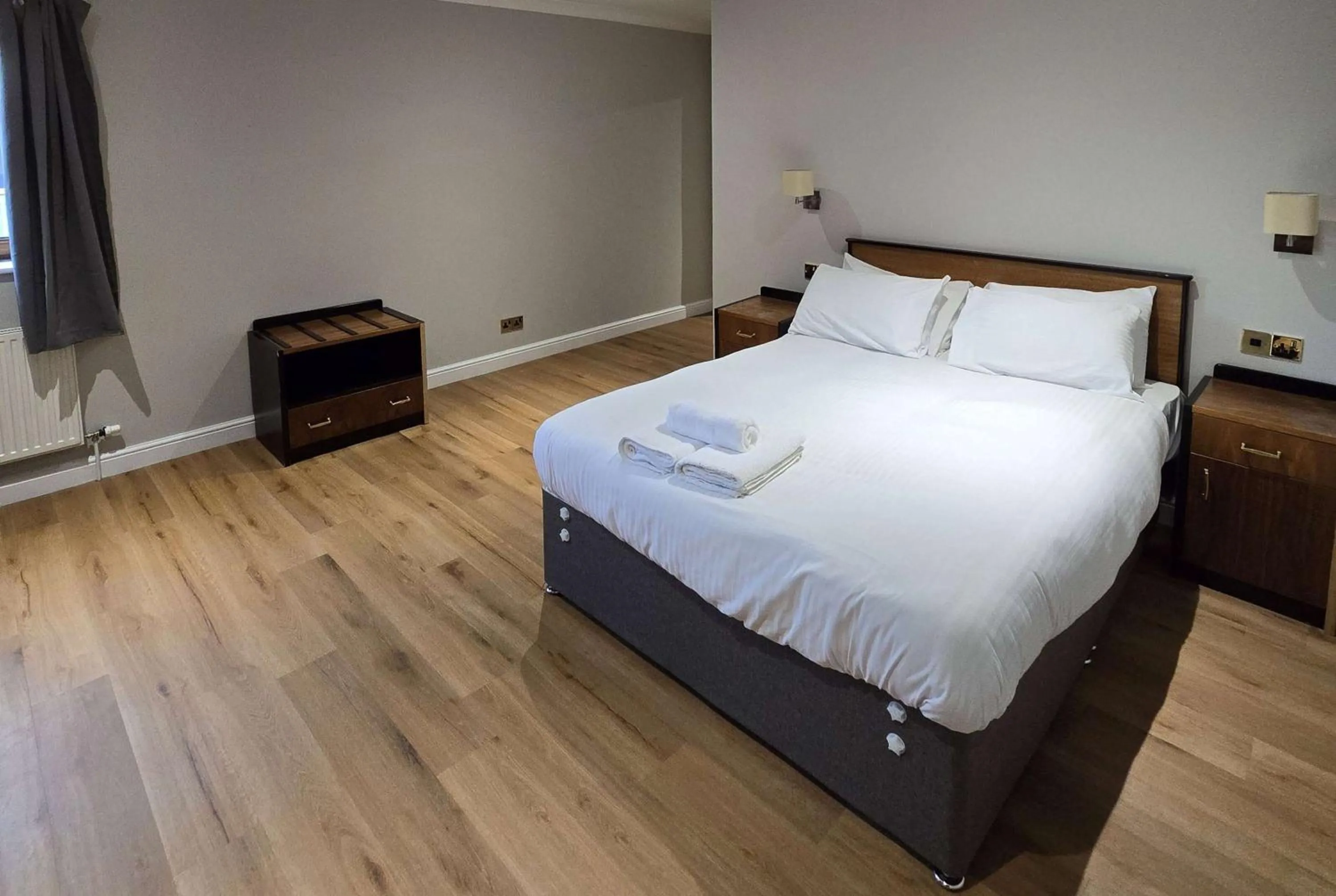 Efficiency Room with One Double Bed - Non-Smoking in Staindrop Hotel