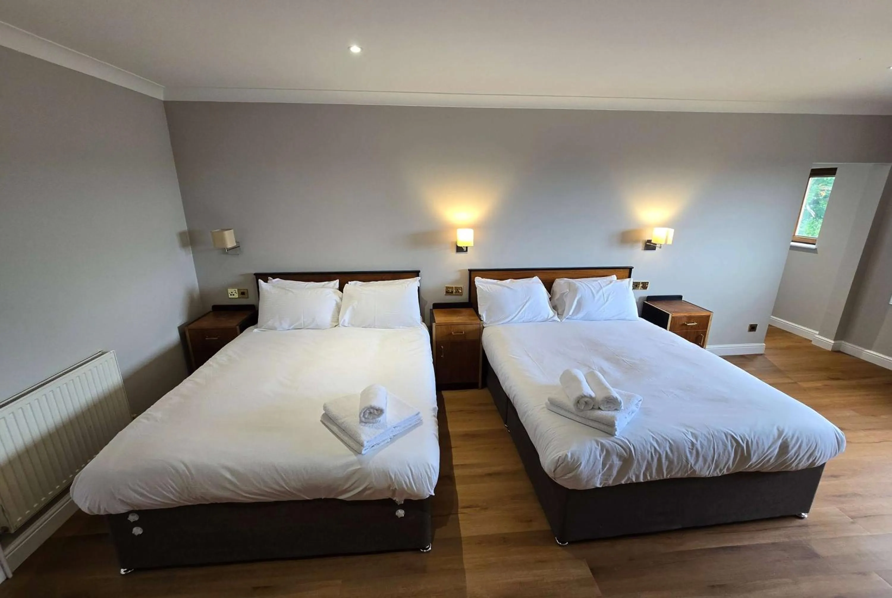 Photo of the whole room, Bed in Staindrop Hotel