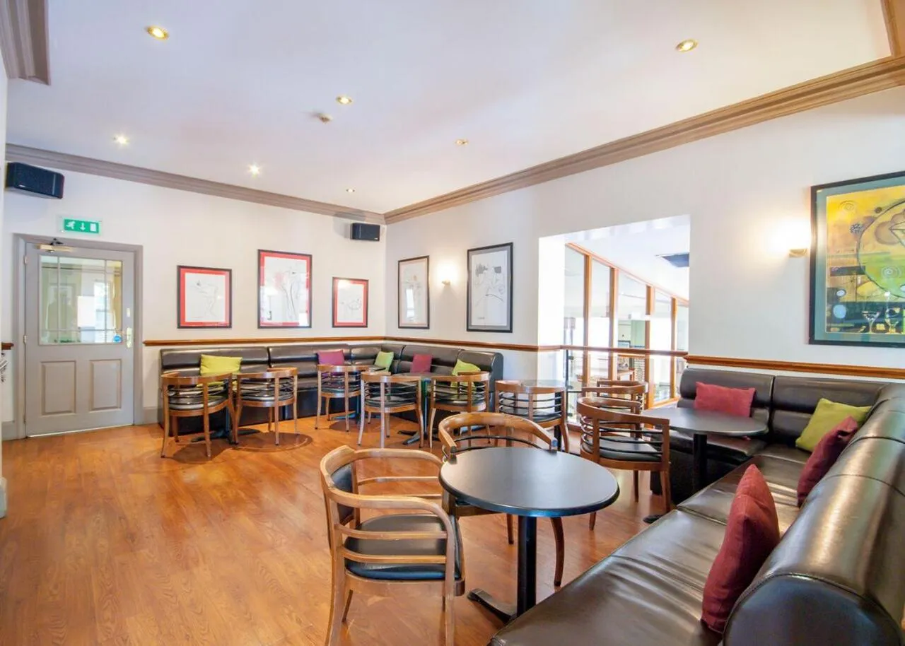 Restaurant/places to eat in Staindrop Hotel