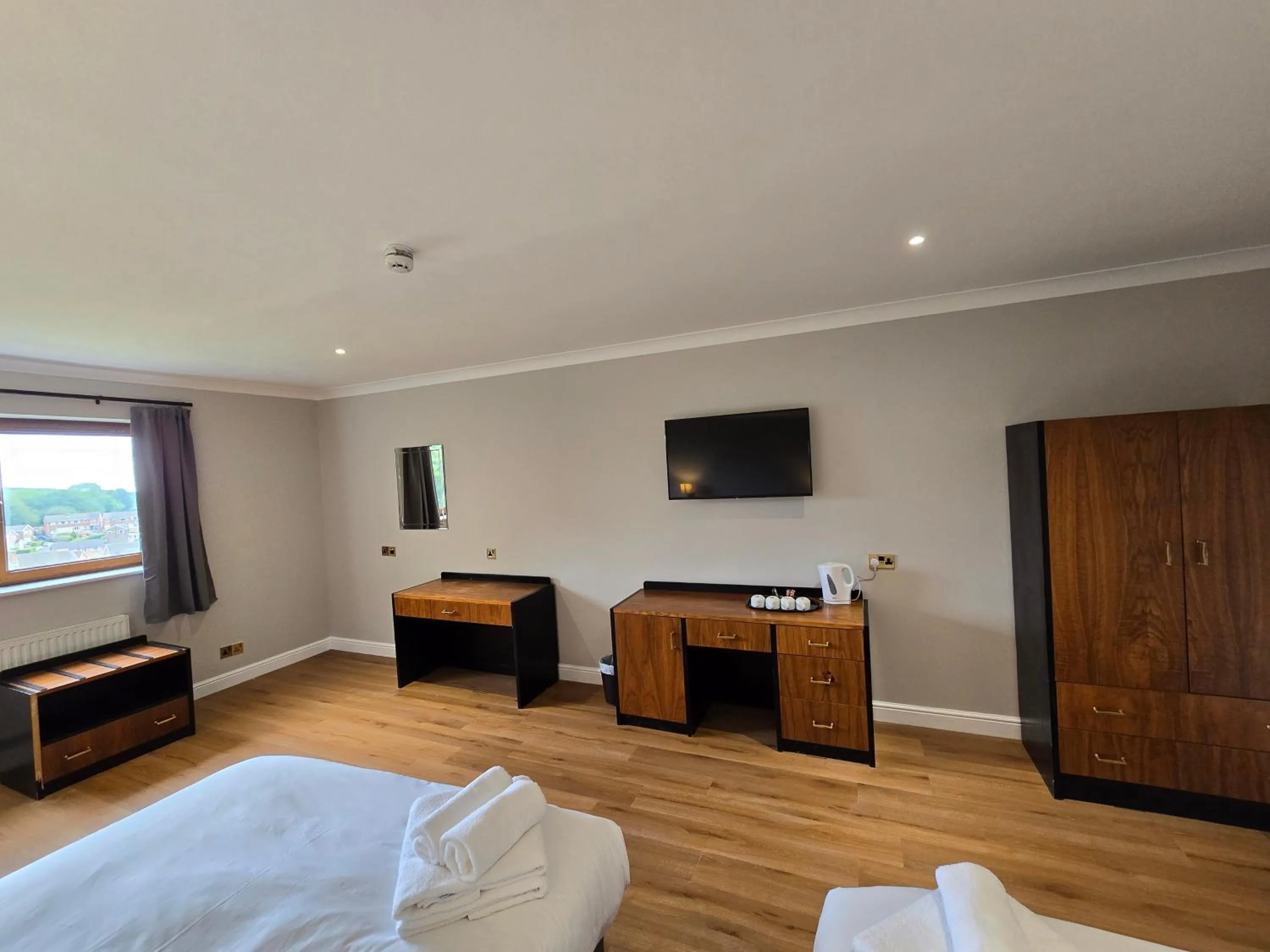 TV and multimedia, Bed in Staindrop Hotel