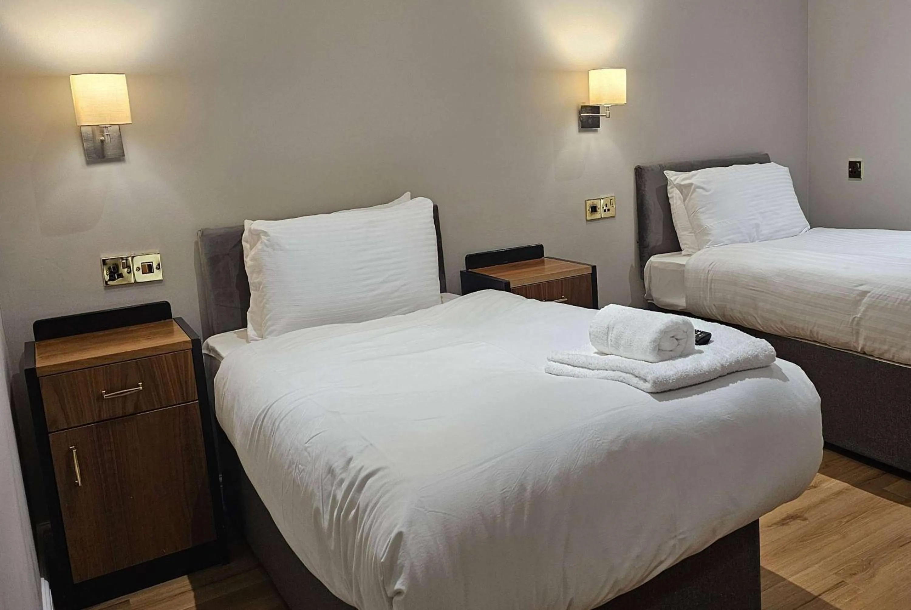 Photo of the whole room, Bed in Staindrop Hotel