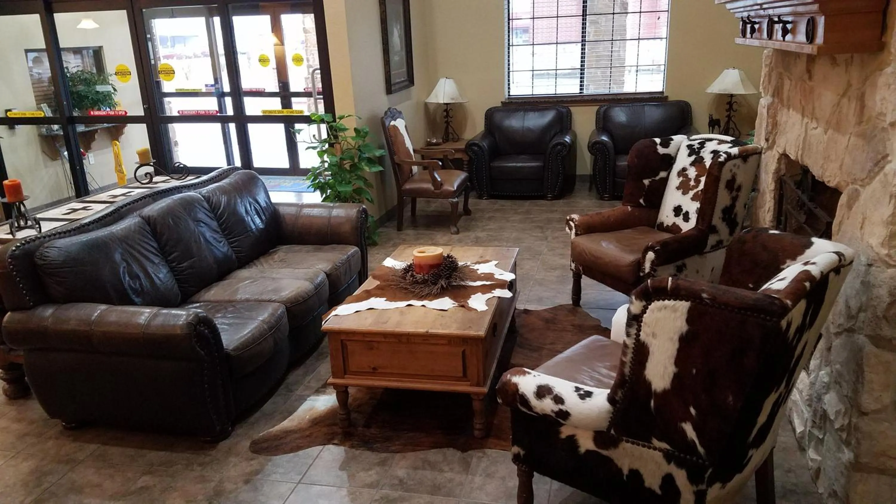 Seating area in Velkommen Inn