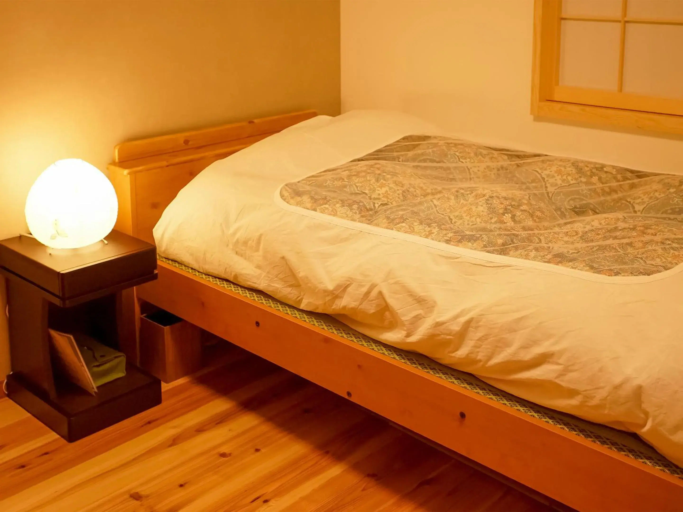 Photo of the whole room, Bed in Aya inn Karasuma gojo