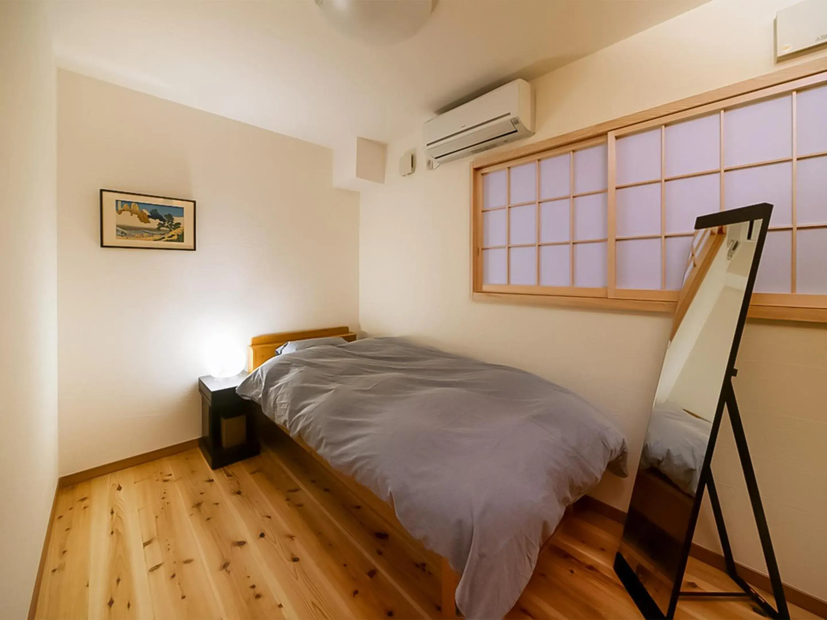 Photo of the whole room, Bed in Aya inn Karasuma gojo