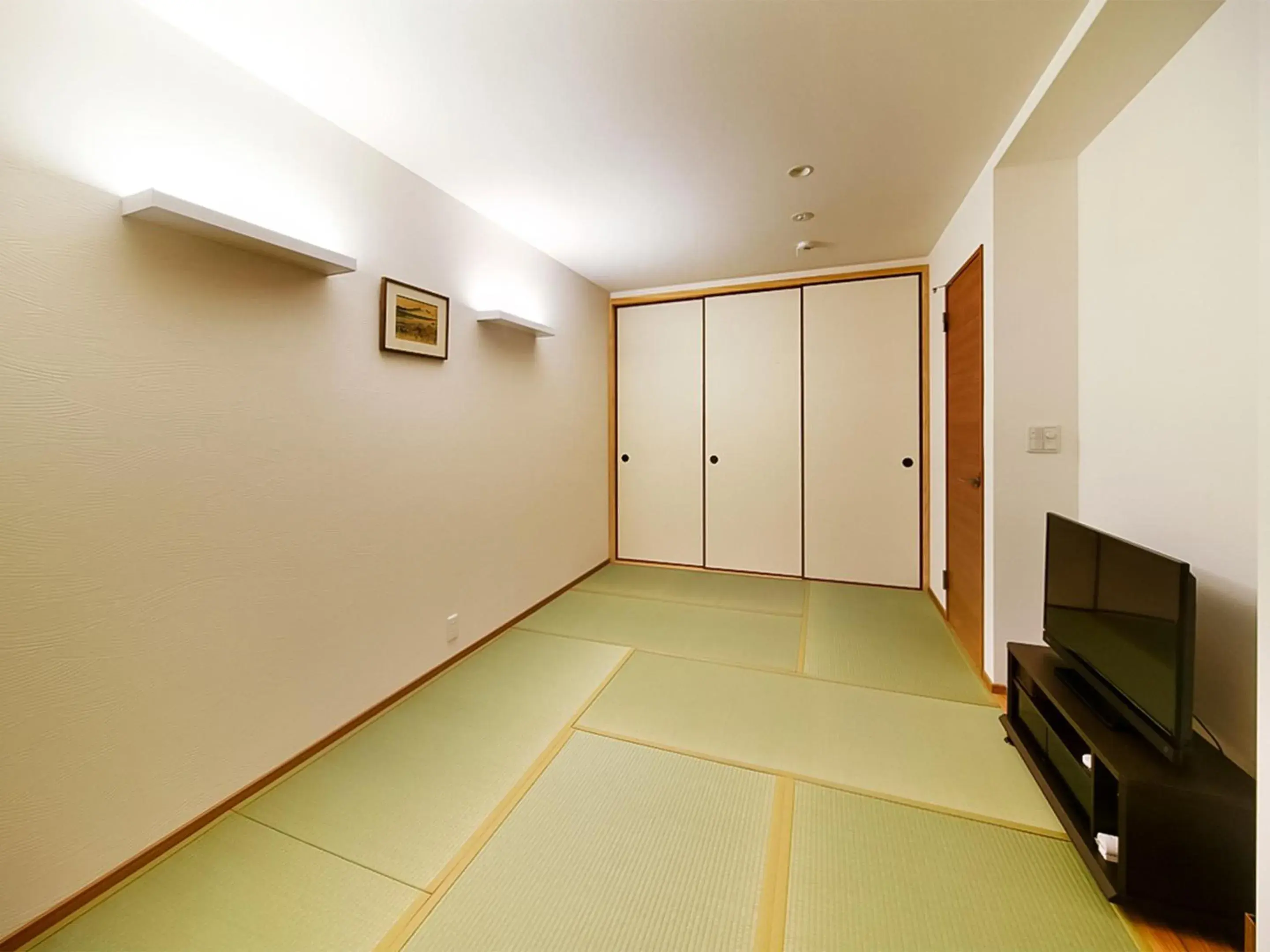 Photo of the whole room, TV/Entertainment Center in Aya inn Karasuma gojo