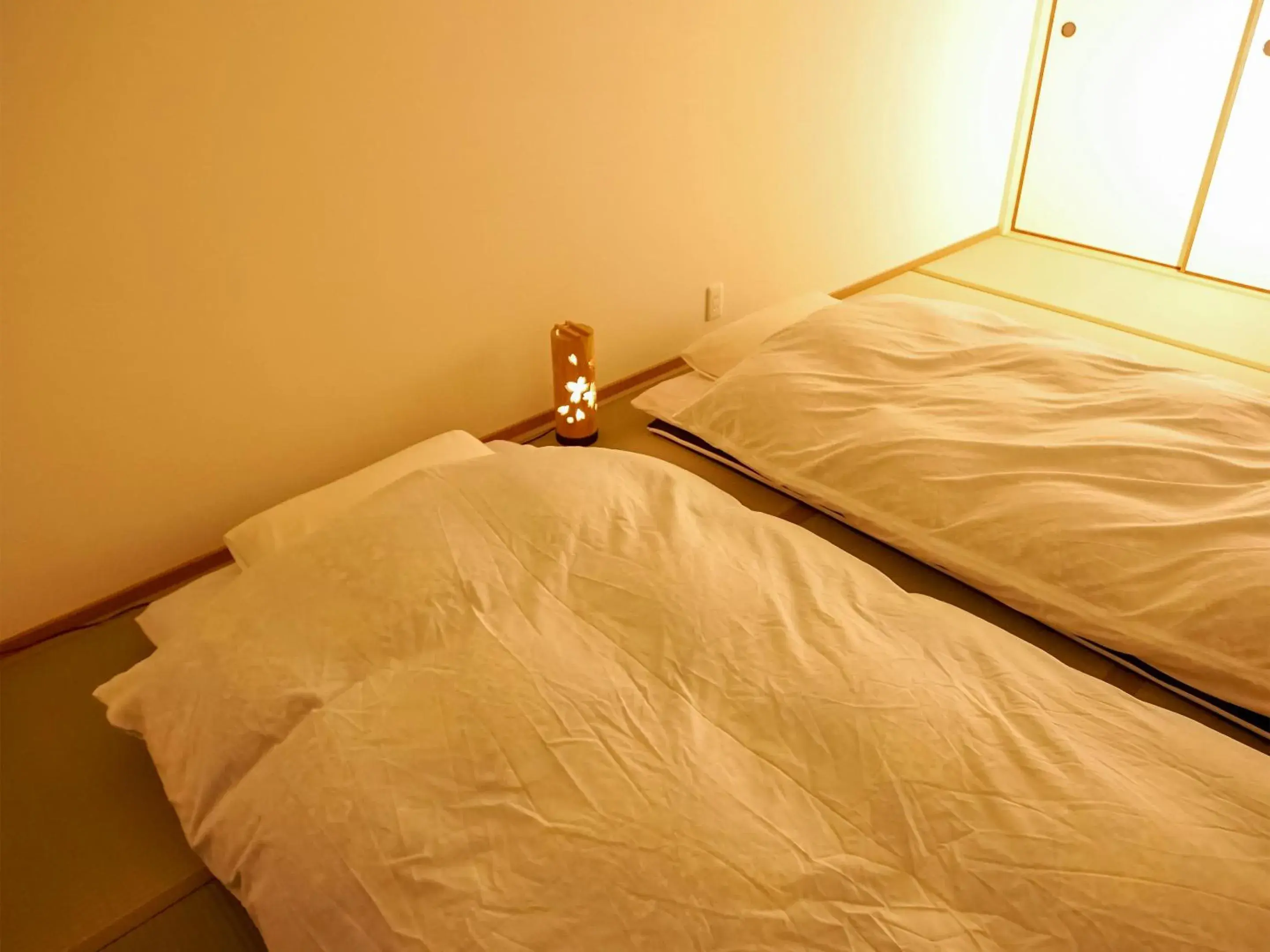 Photo of the whole room, Bed in Aya inn Karasuma gojo