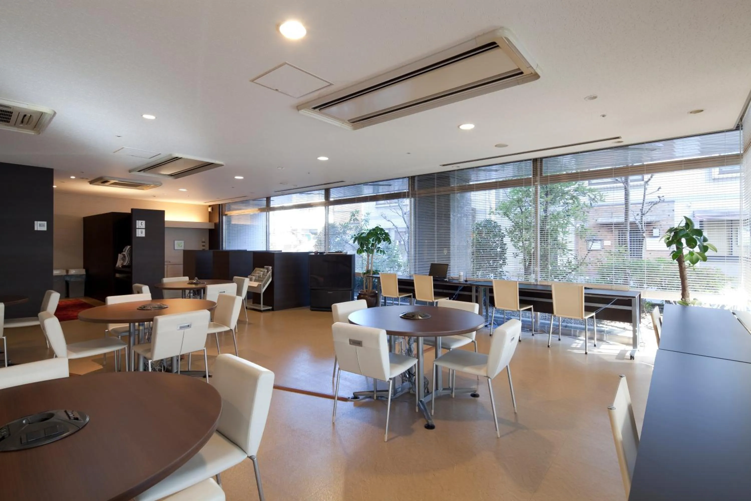 Communal lounge/ TV room in X wave Funabashi