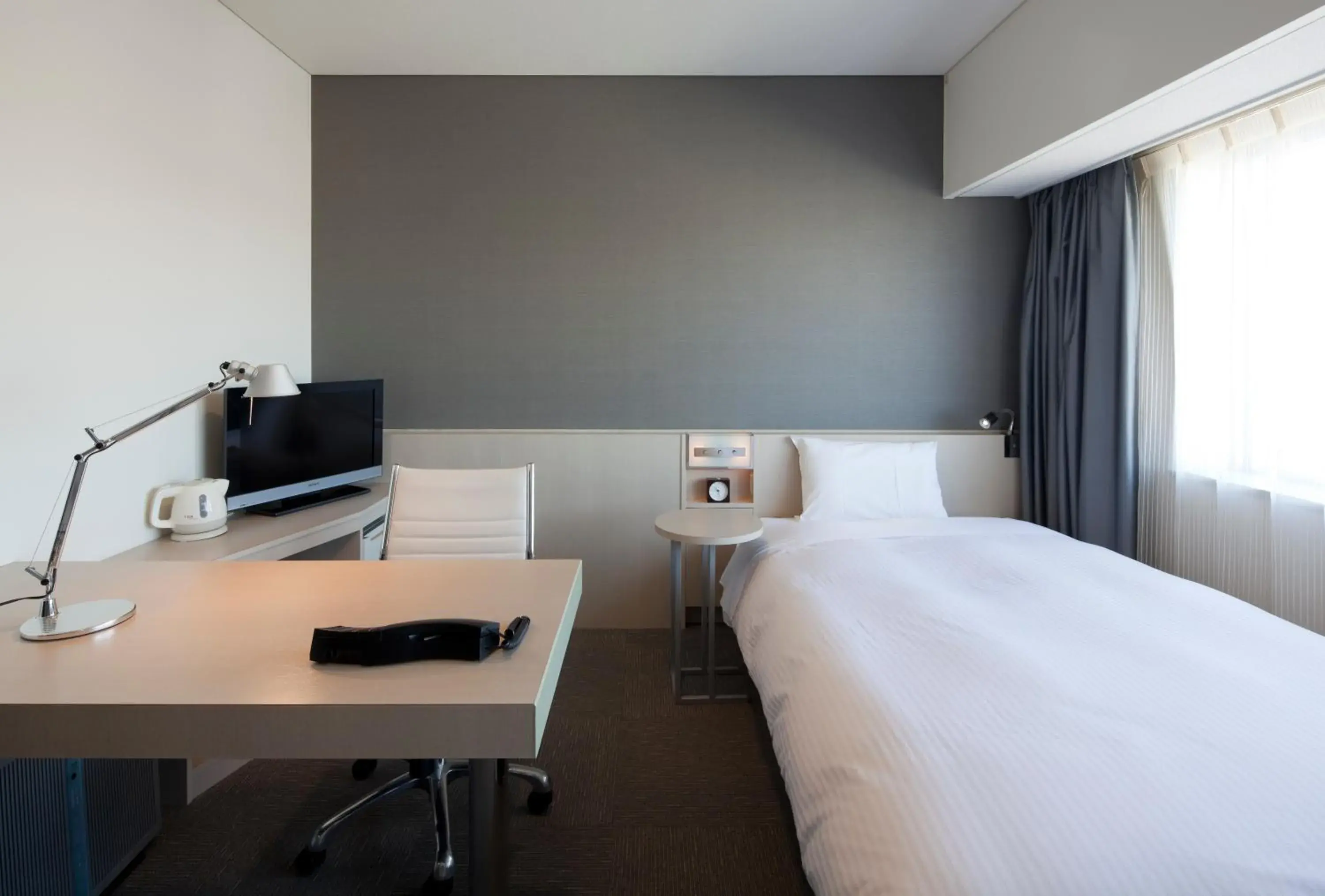 Photo of the whole room, Bed in X wave Funabashi Photo of the whole room, Bed in X wave Funabashi