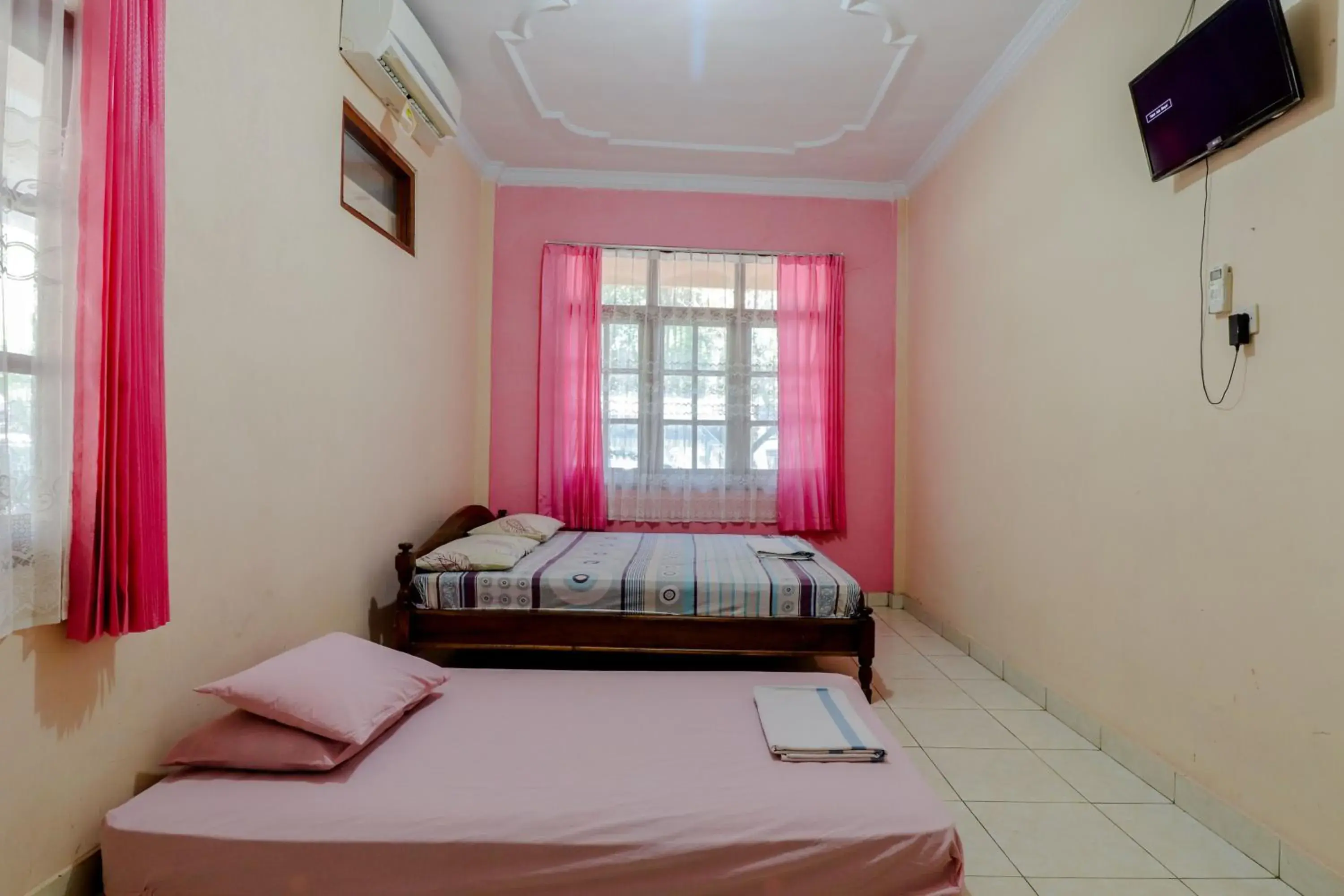 Bedroom, Bed in Hotel Kukup Indah Bedroom, Bed in Hotel Kukup Indah