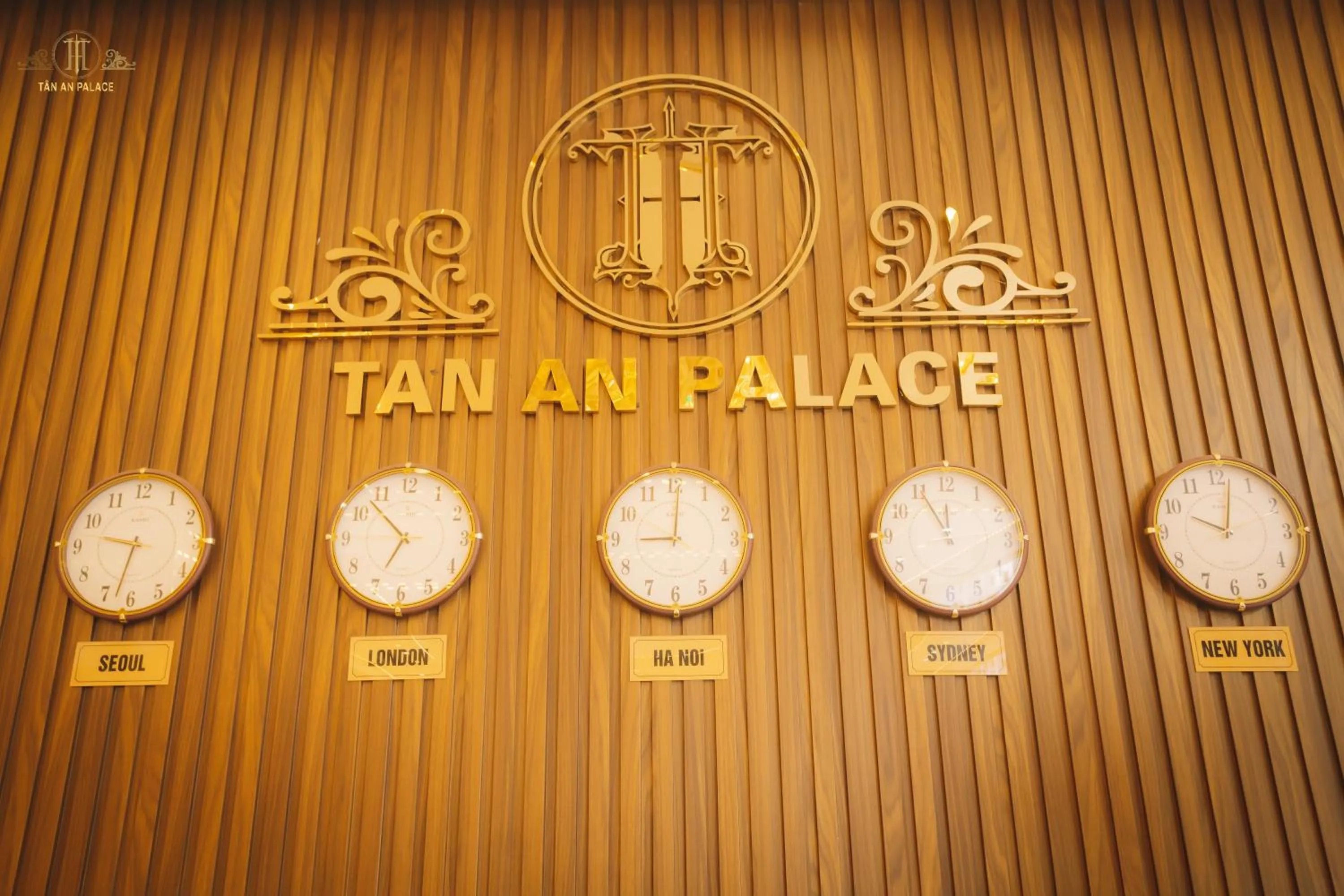 Property logo or sign in Tan An Palace