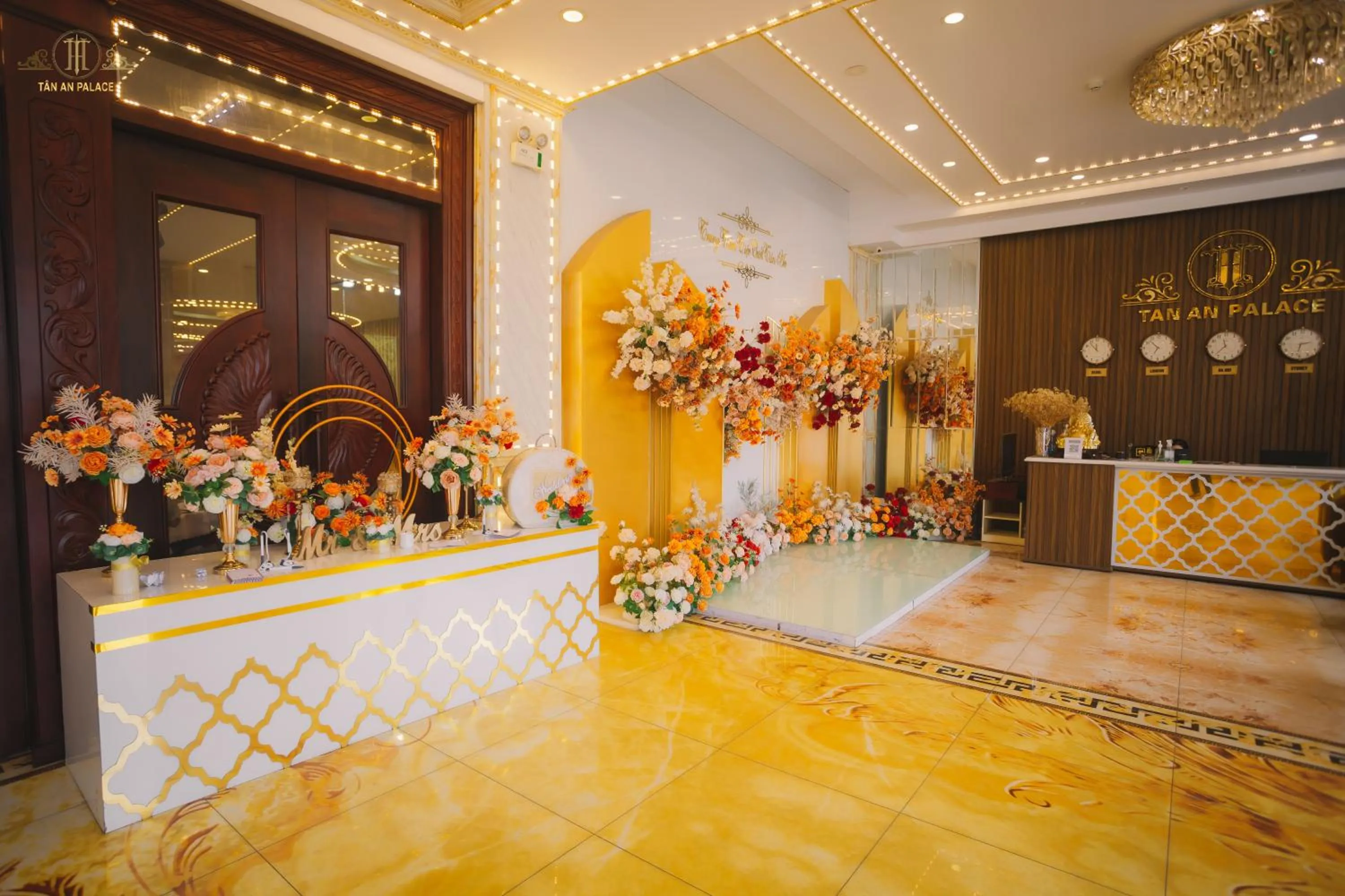 Lobby or reception in Tan An Palace