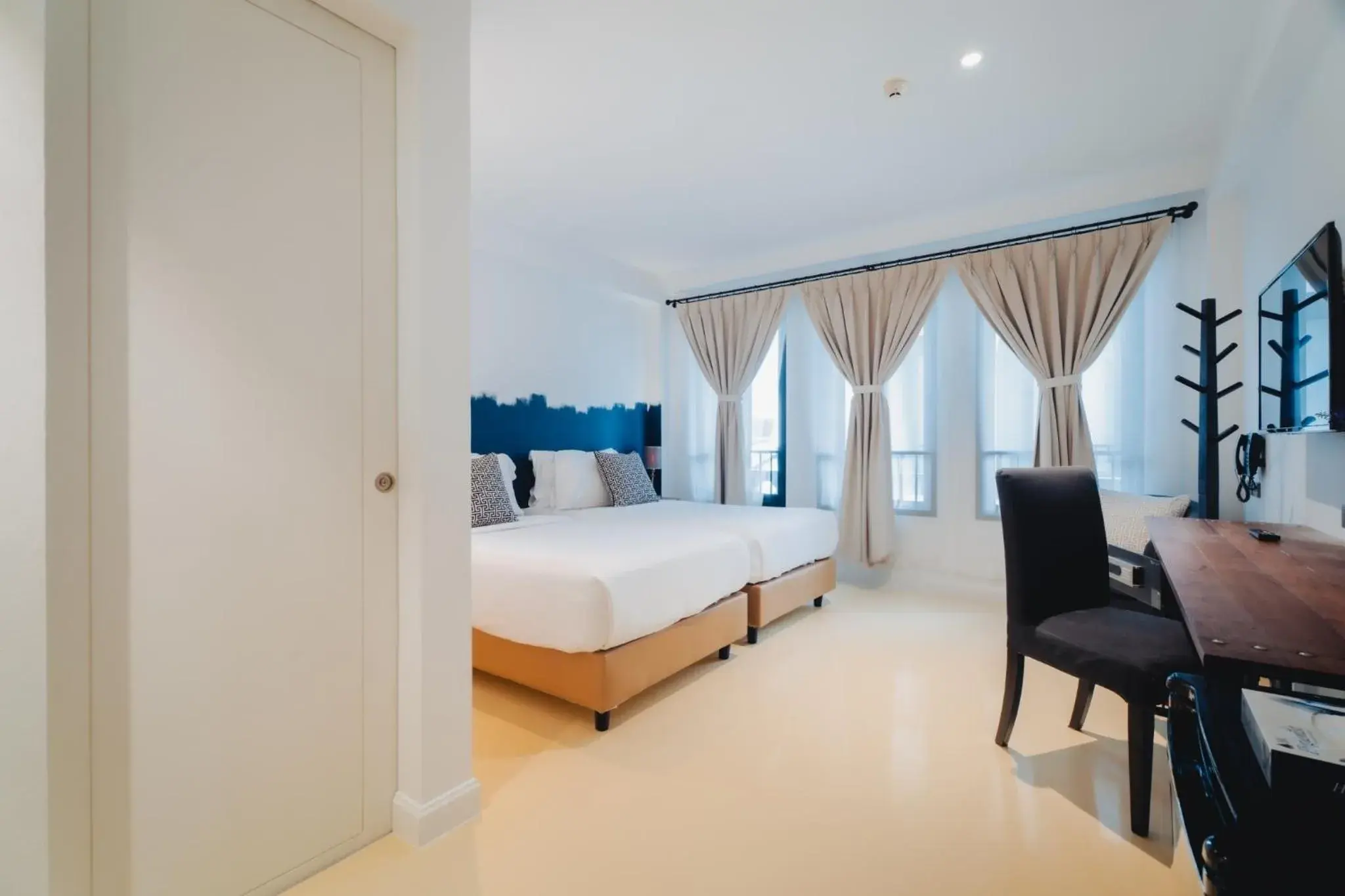 Deluxe Twin Room in Xinlor House - Phuket Old Town Deluxe Twin Room in Xinlor House - Phuket Old Town