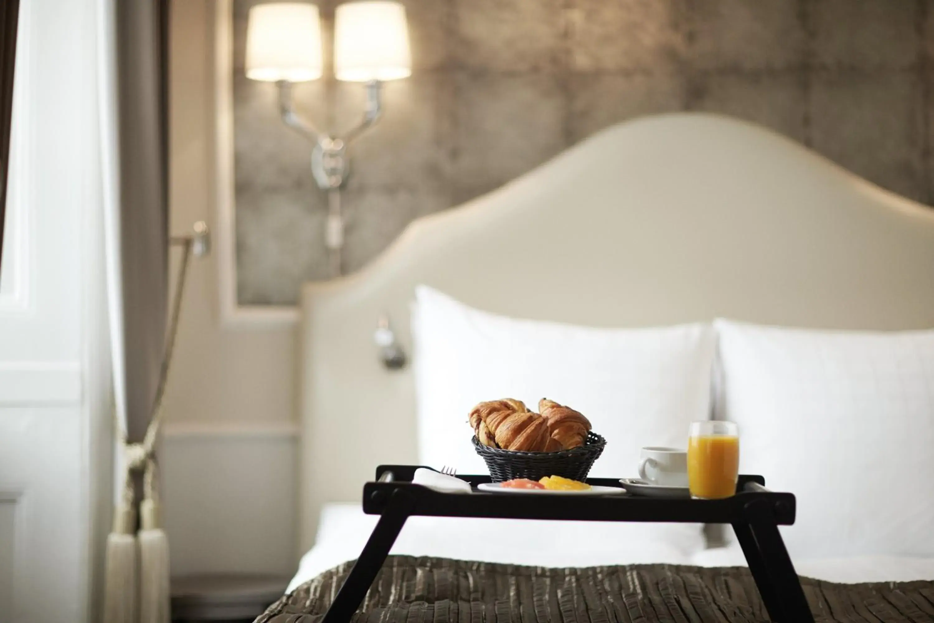 Decorative detail, Bed in Phoenix Copenhagen Decorative detail, Bed in Phoenix Copenhagen