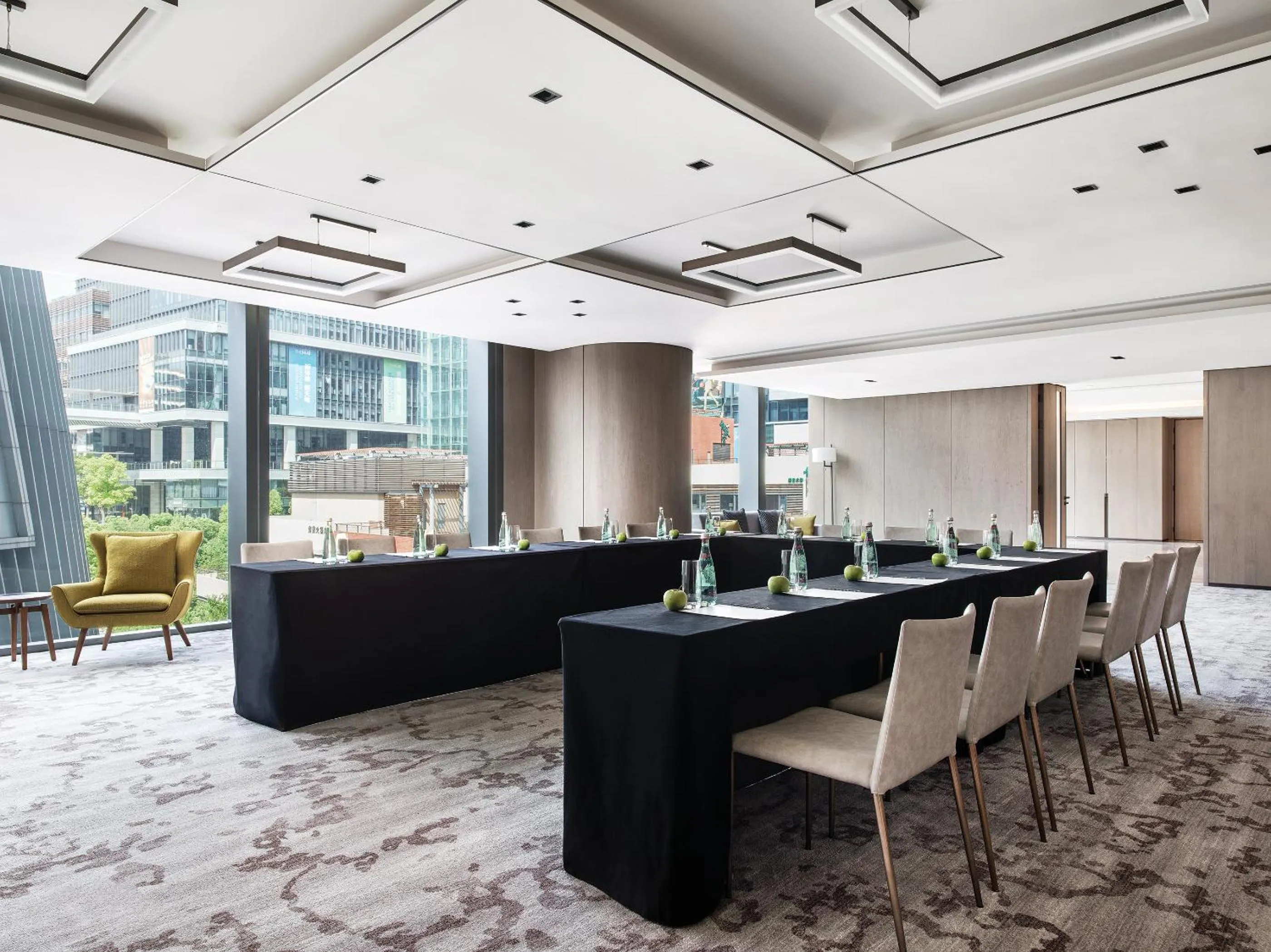 Meeting/conference room in Cordis Shanghai Hongqiao (Langham Hospitality Group)