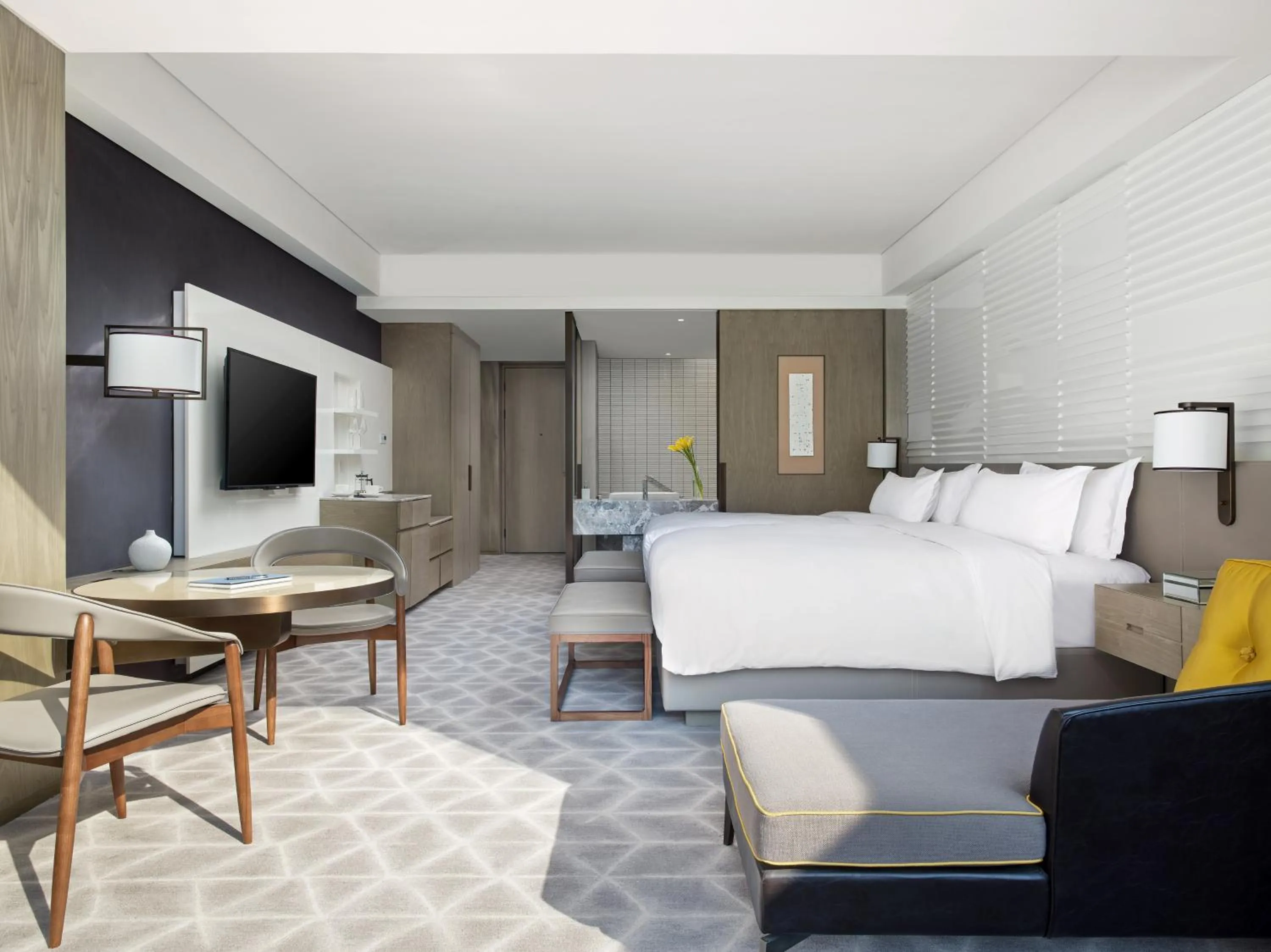 Bedroom, Bed in Cordis Shanghai Hongqiao (Langham Hospitality Group)