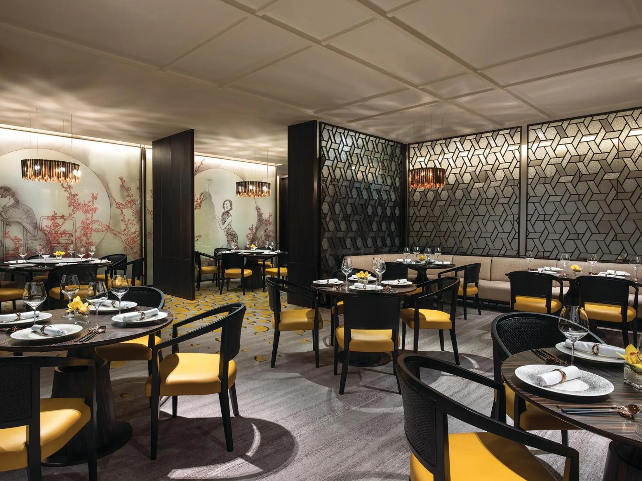 Restaurant/places to eat in Cordis Shanghai Hongqiao (Langham Hospitality Group)
