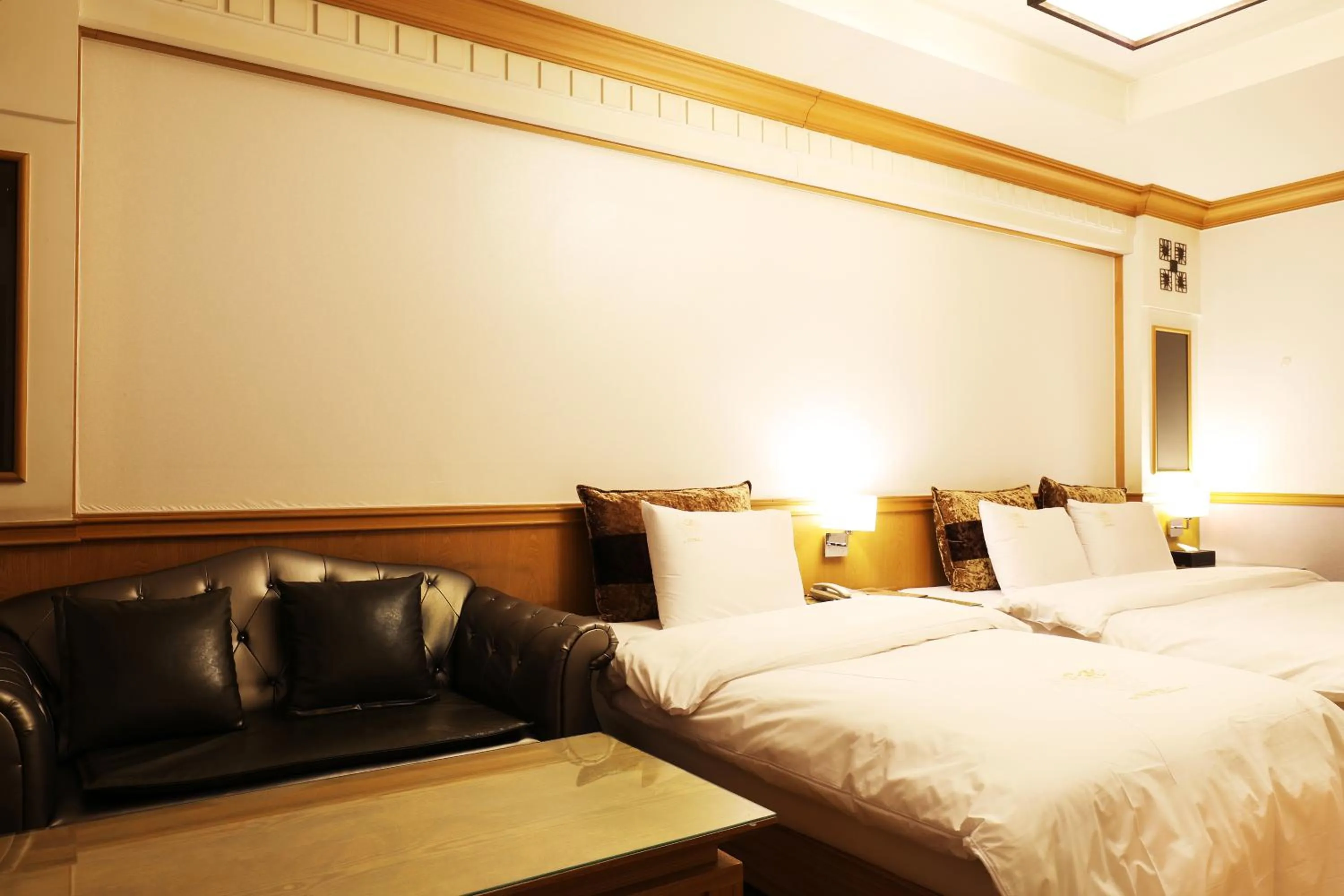 Bed in Bucheon SR Hotel