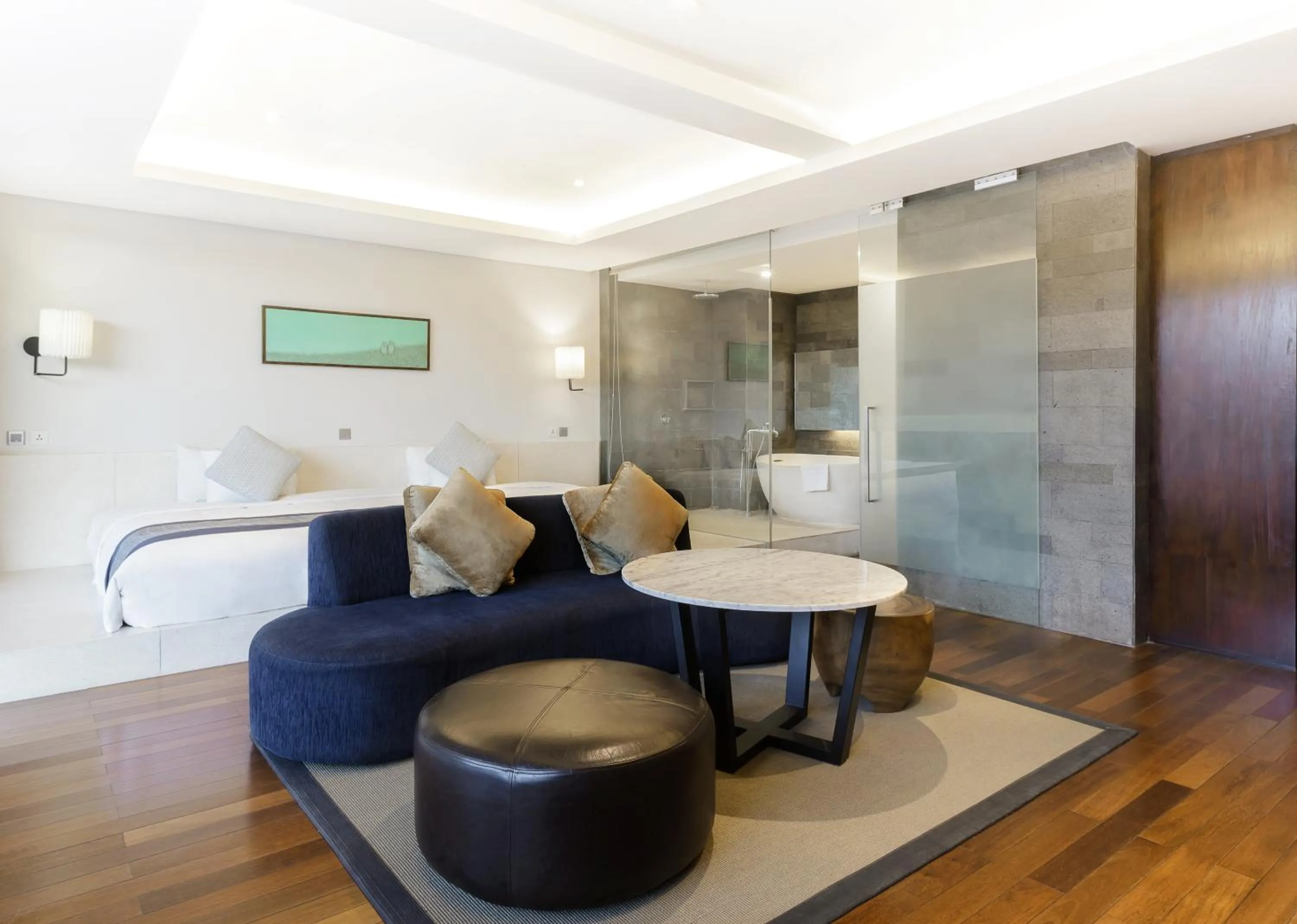 Bed in Suites by Watermark Hotel and Spa