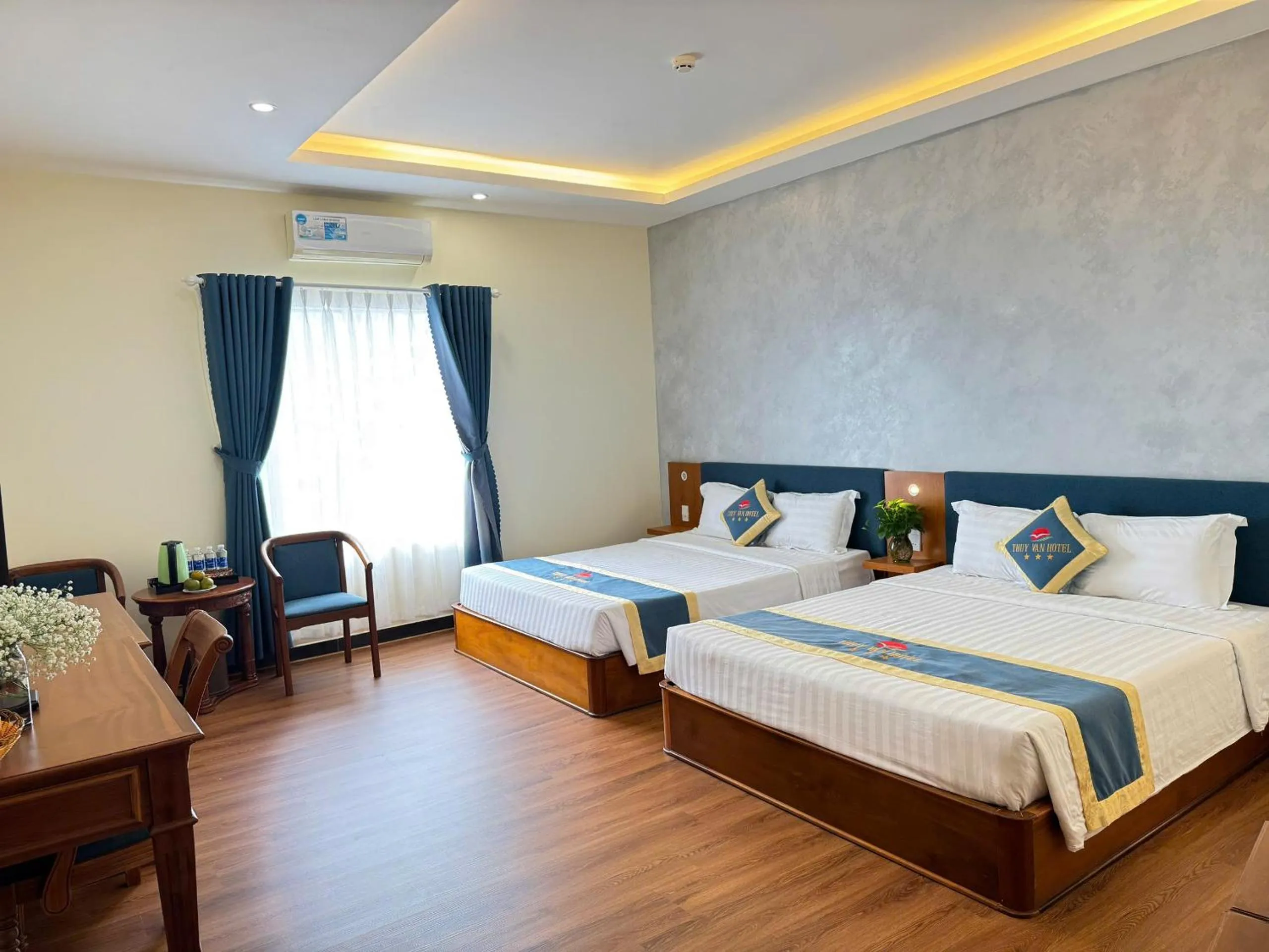Bed in Thuy Van Hotel
