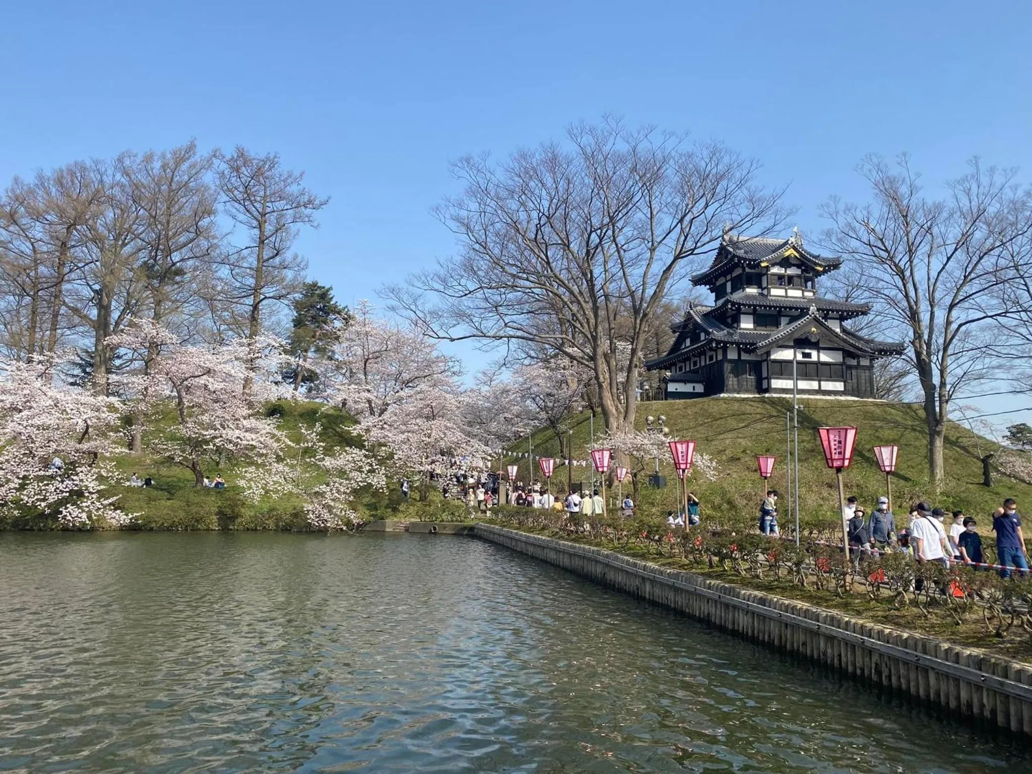 Nearby landmark in Live Cafe Hisui no Umi