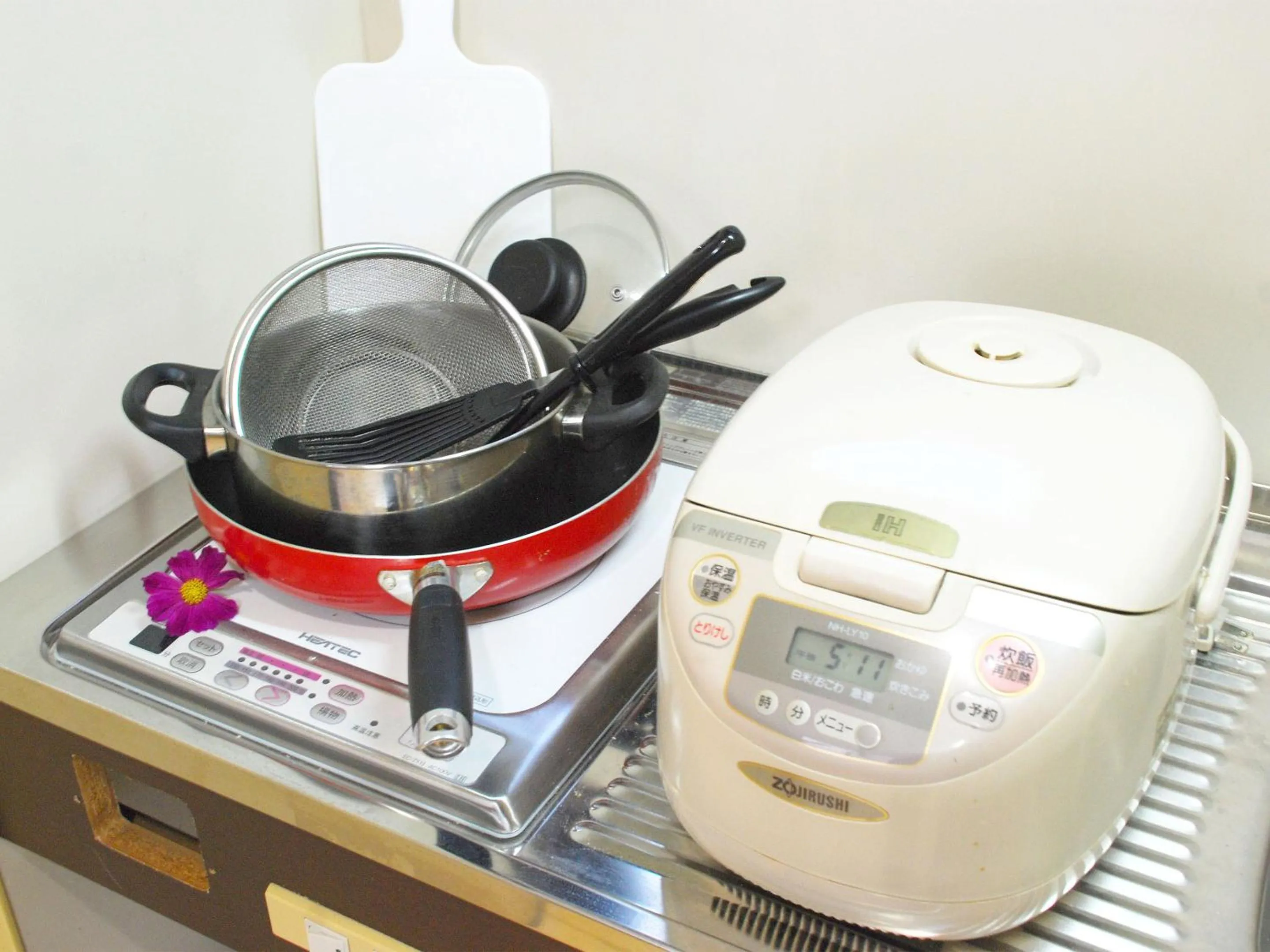 Kitchen or kitchenette in Kevin's Place