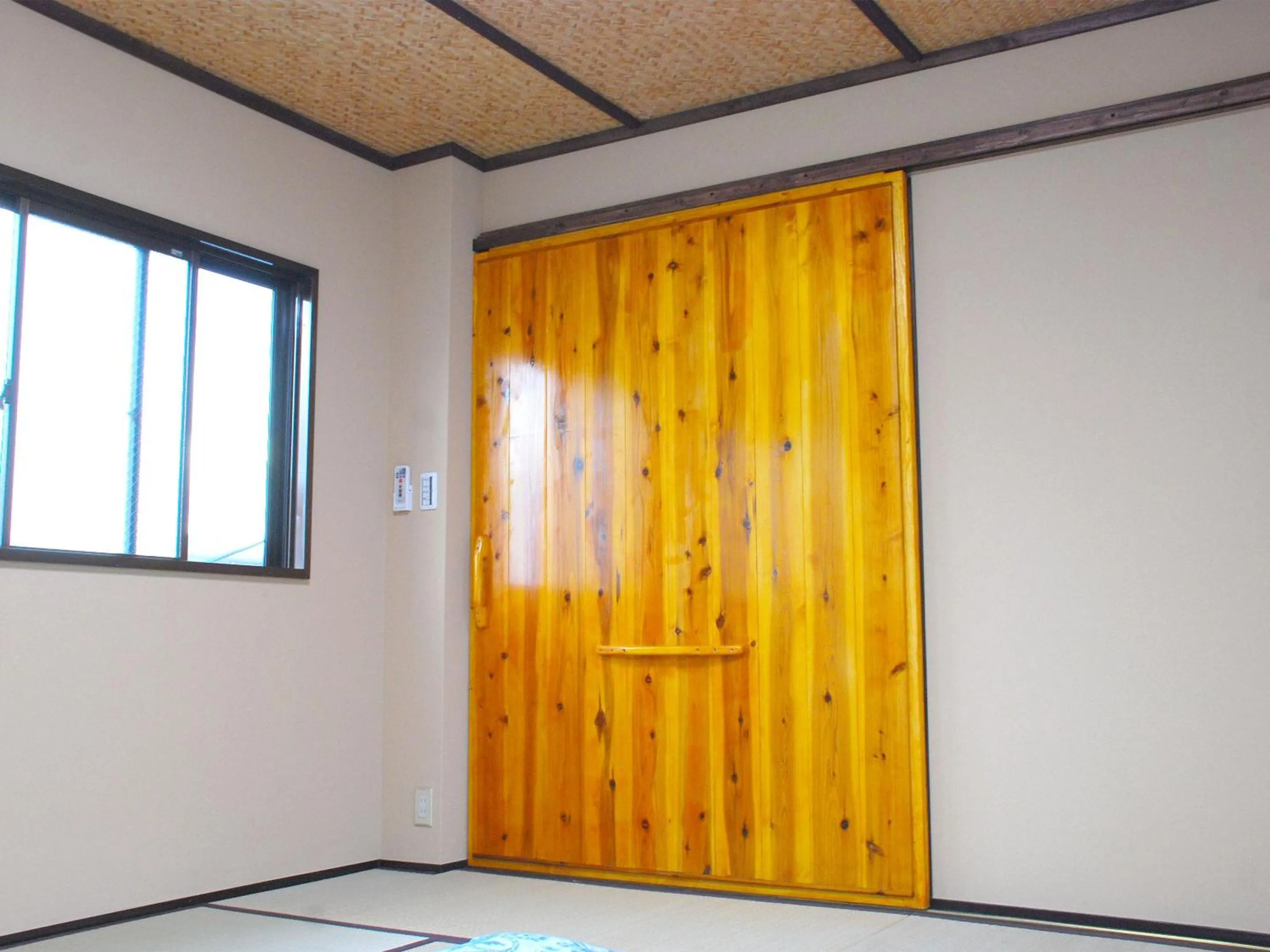 Living room in Kevin's Place