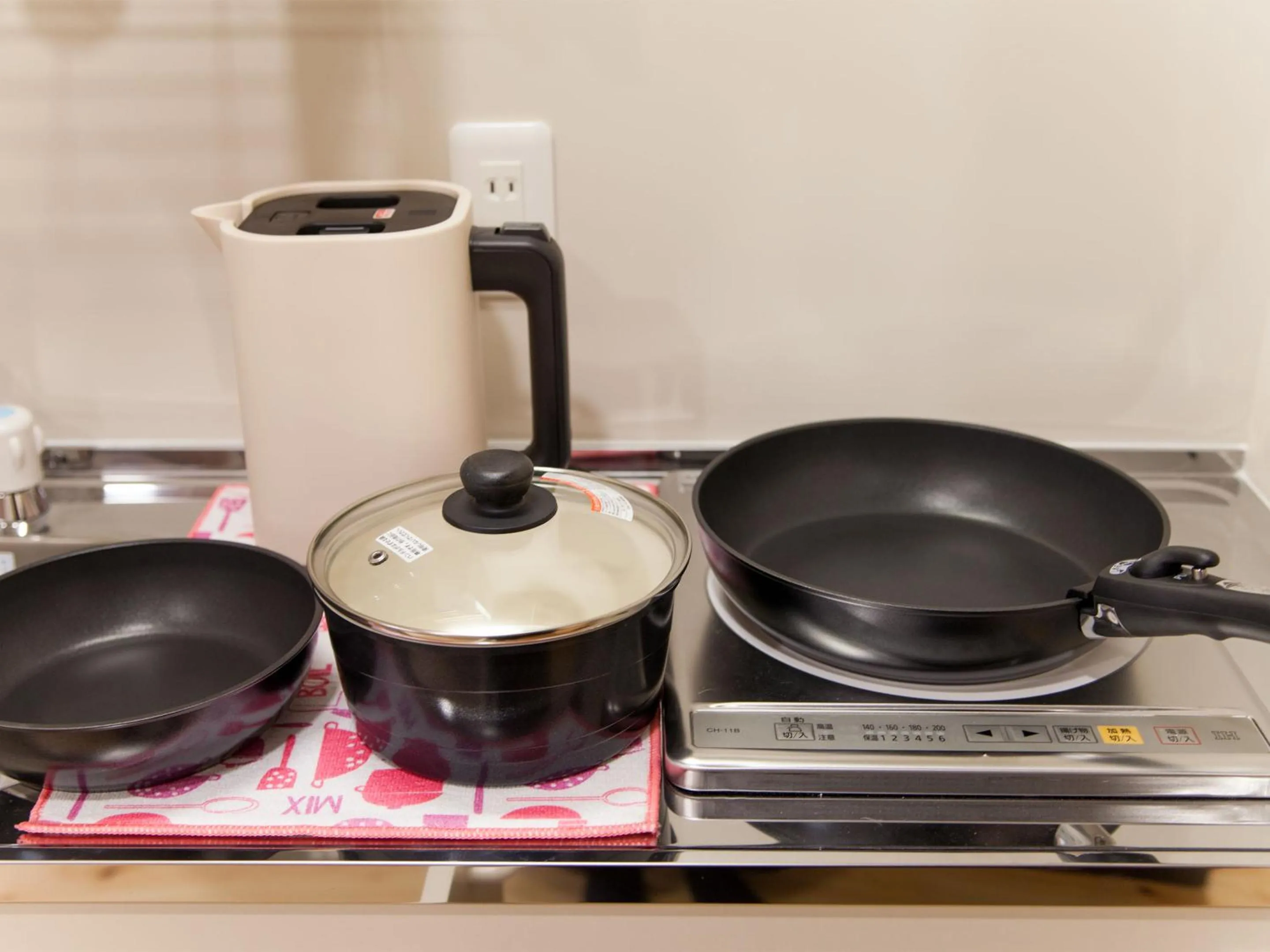 Area and facilities in Kevin's Place