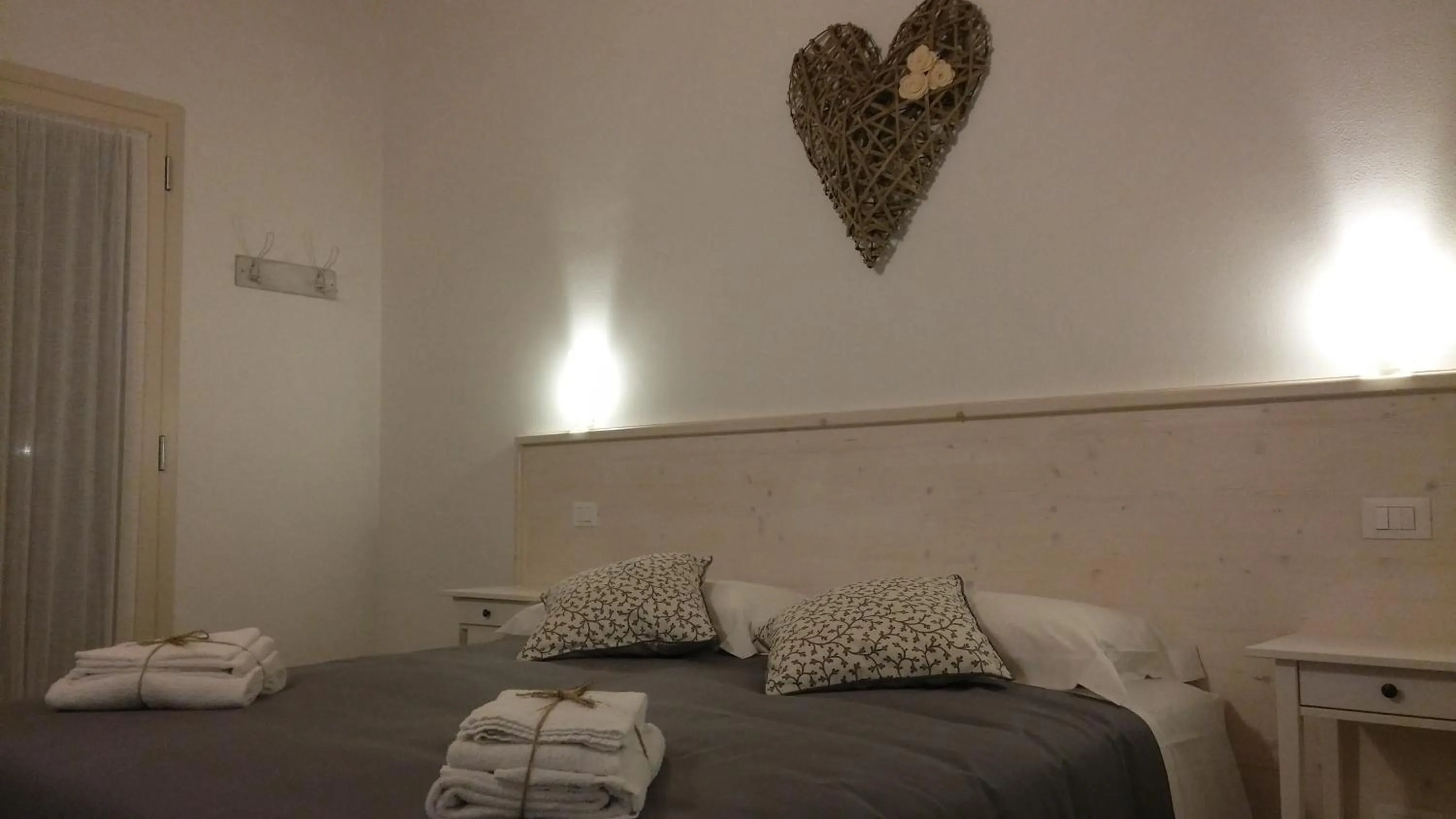 Bed in Agriturismo Honey Farm