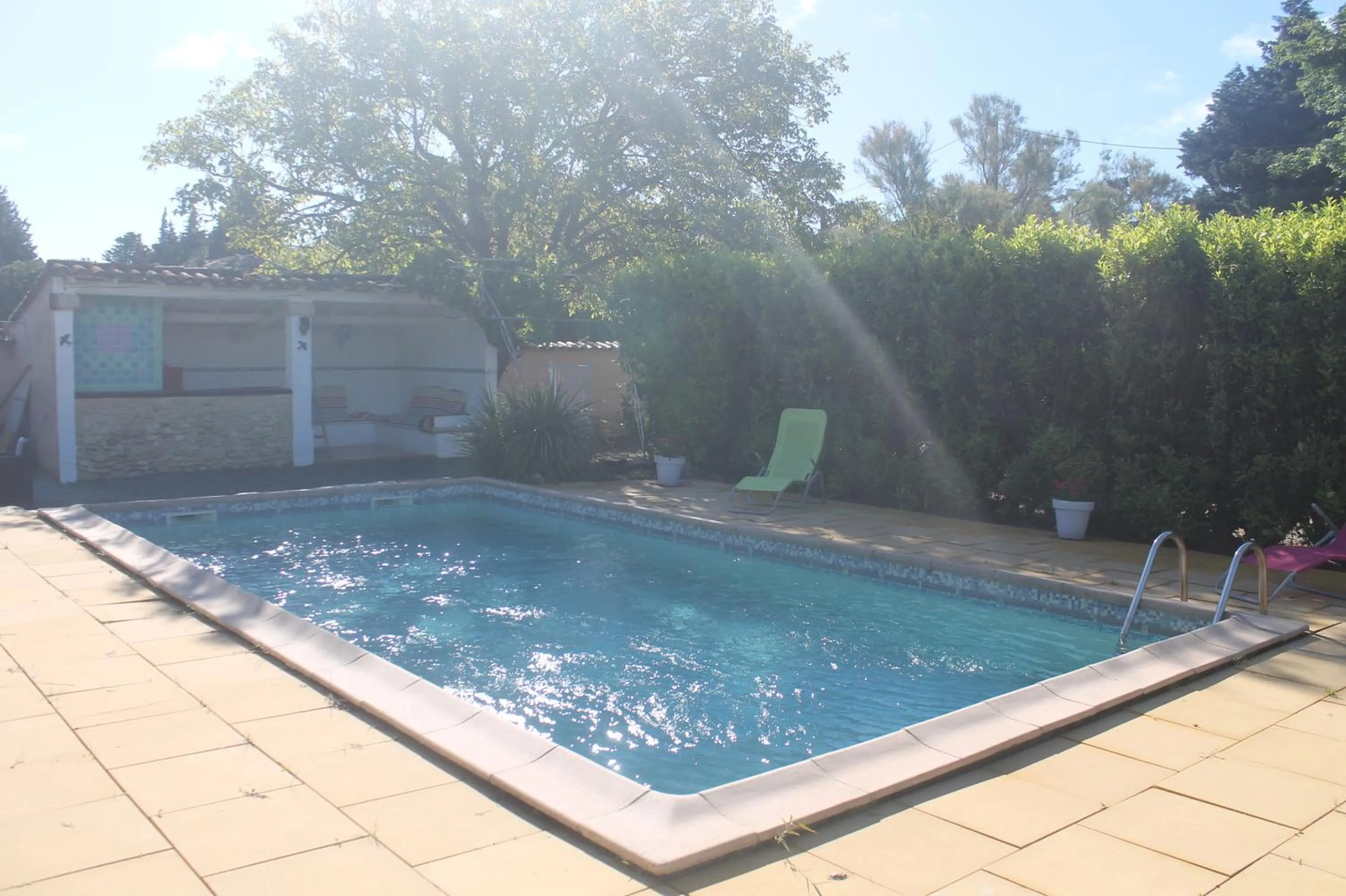 Swimming pool in Es Aqui