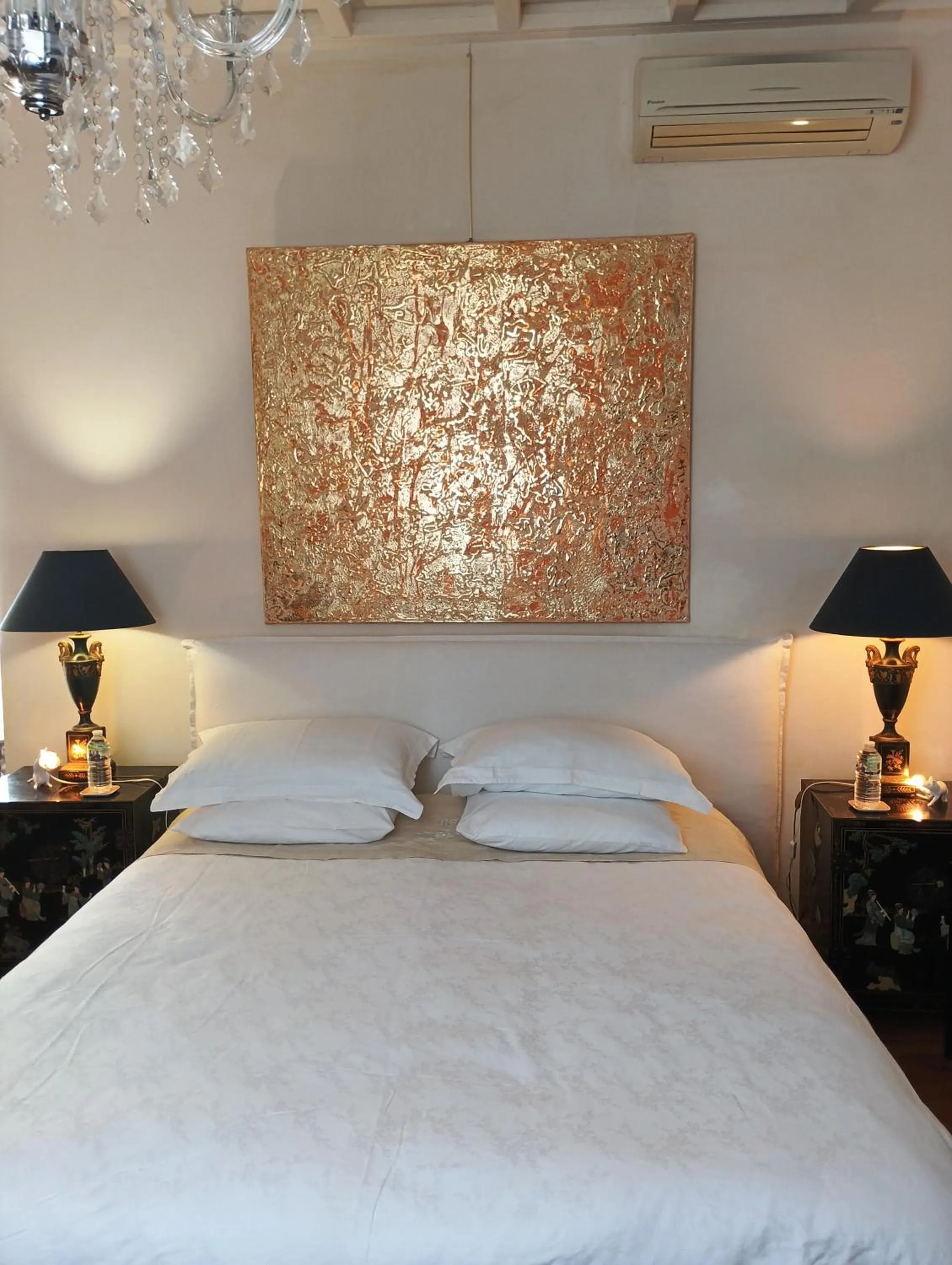 Bedroom, Bed in Suite dans Une Echoppe