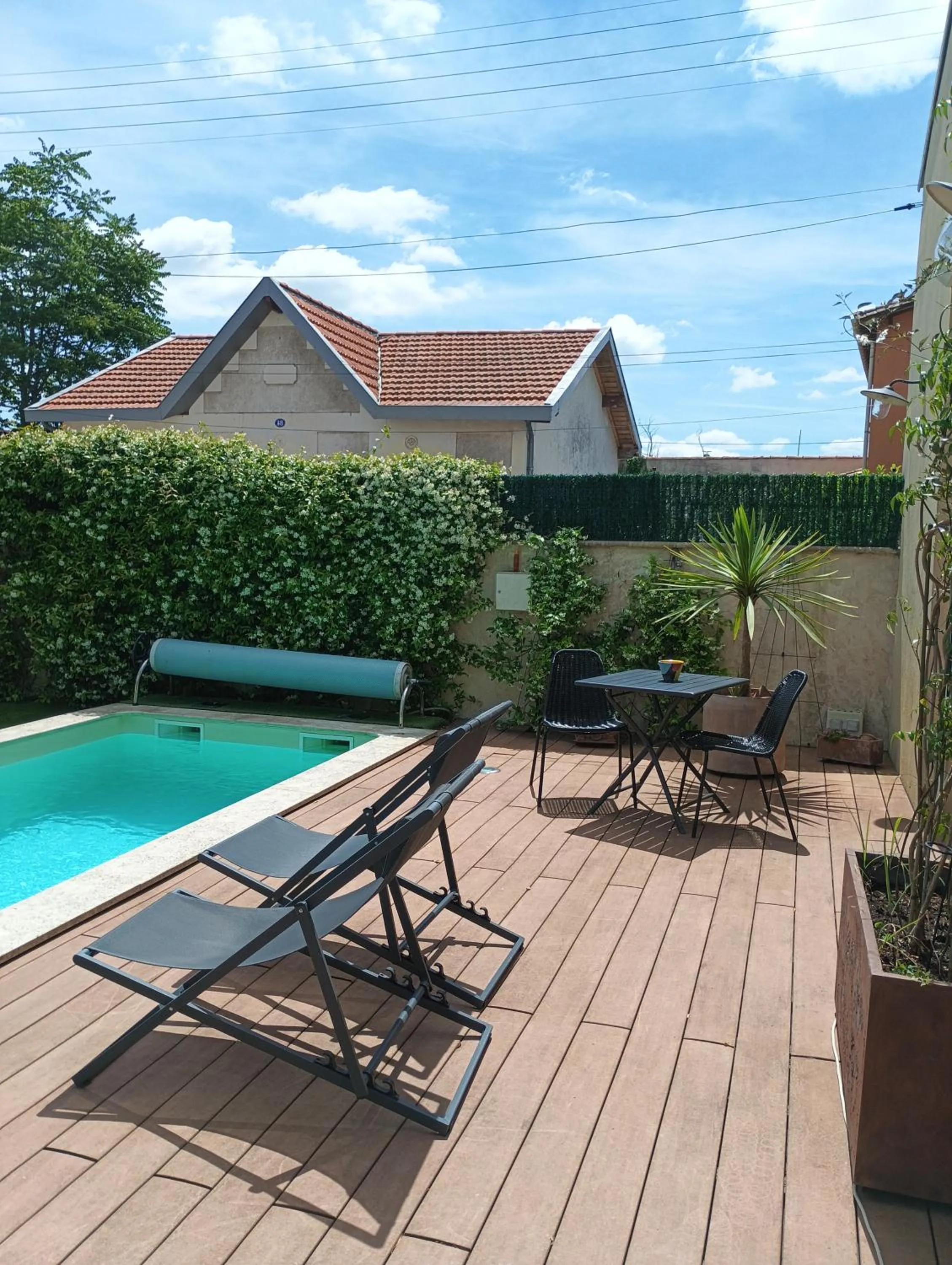 Swimming pool in Suite dans Une Echoppe