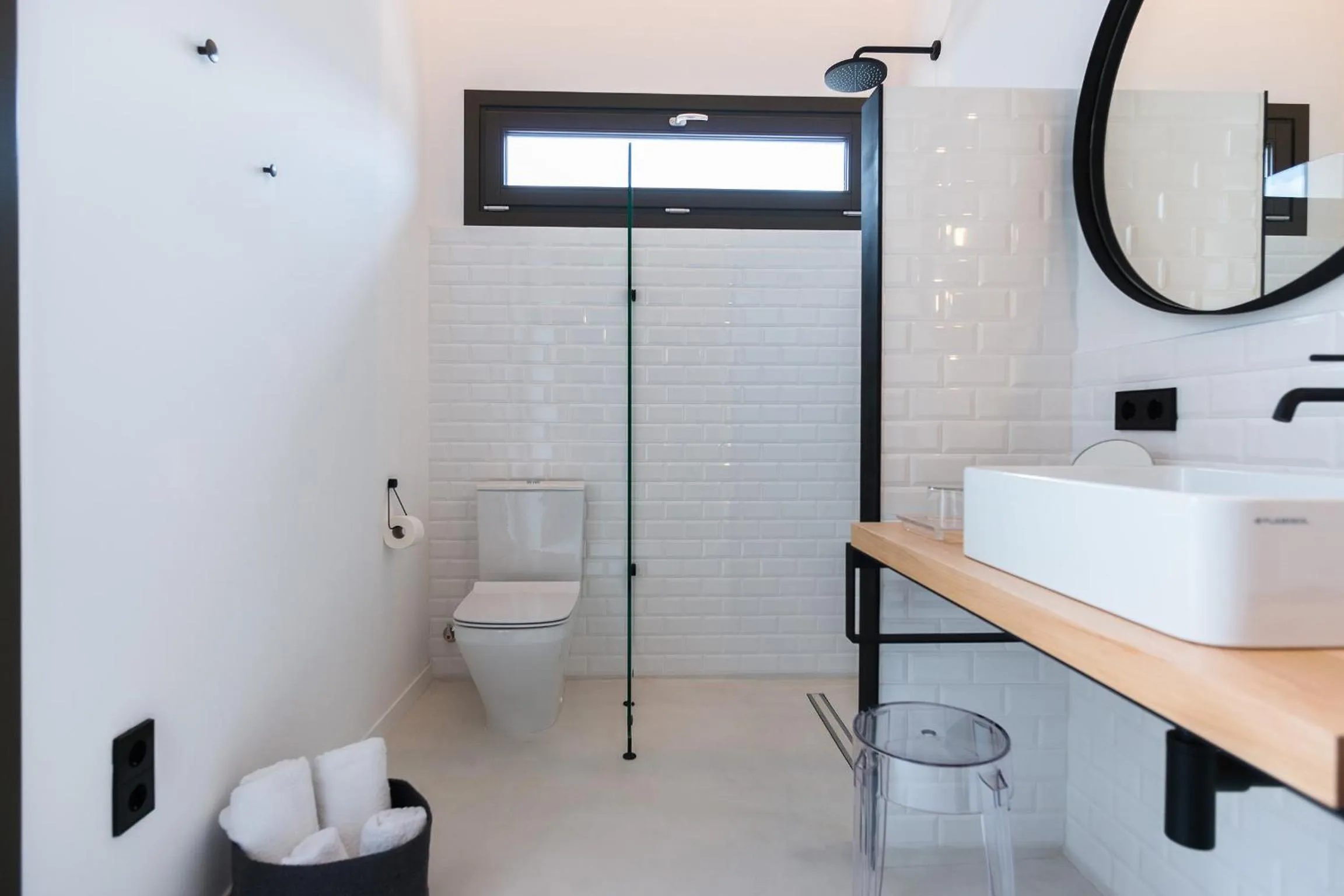 Shower in Sodium Boutique Hotel