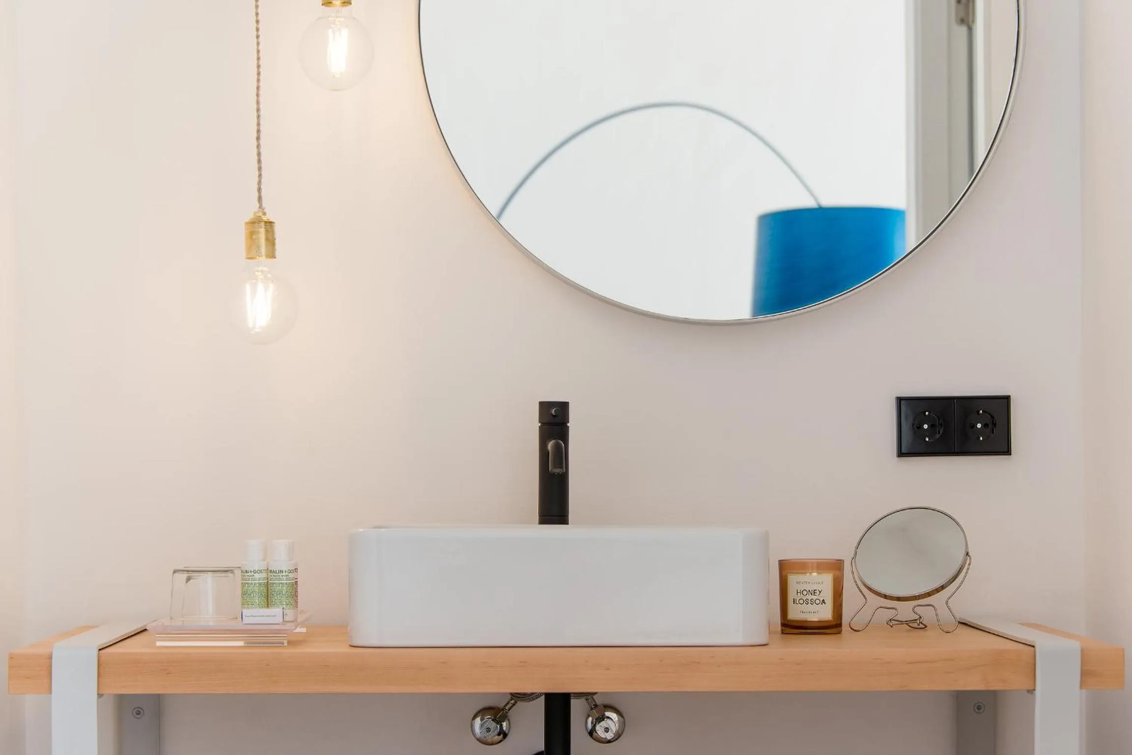 hair dresser in Sodium Boutique Hotel