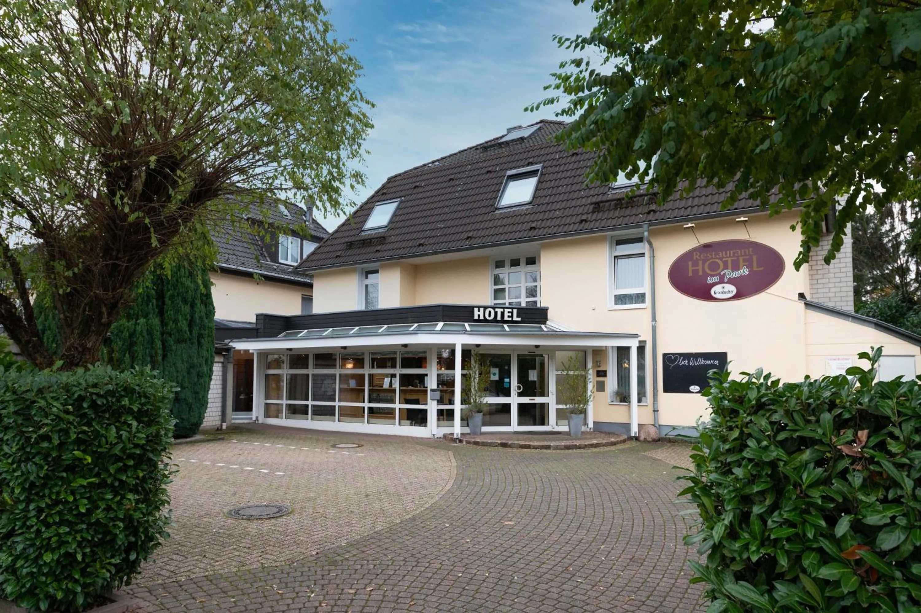 Property building in Hotel im Park