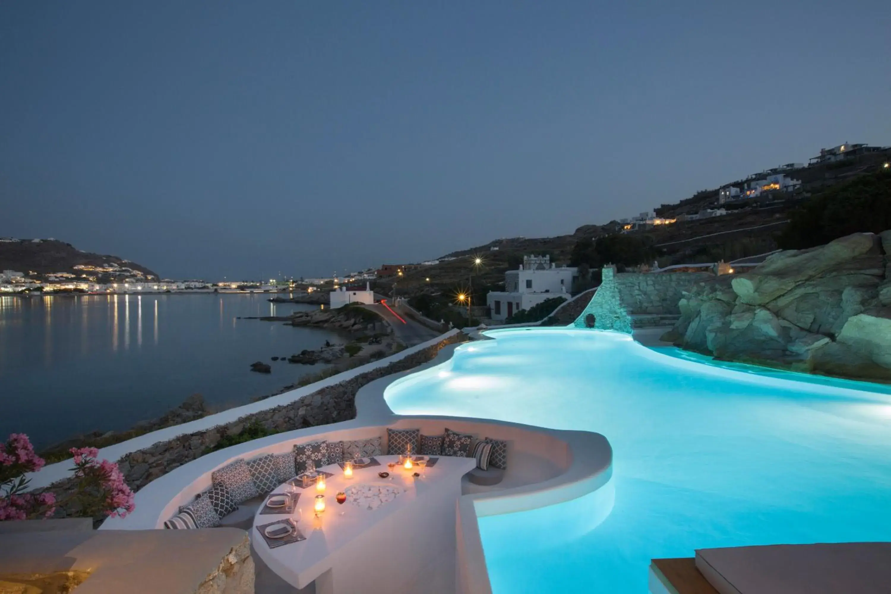 Restaurant/places to eat in Dreambox Mykonos Suites Restaurant/places to eat in Dreambox Mykonos Suites