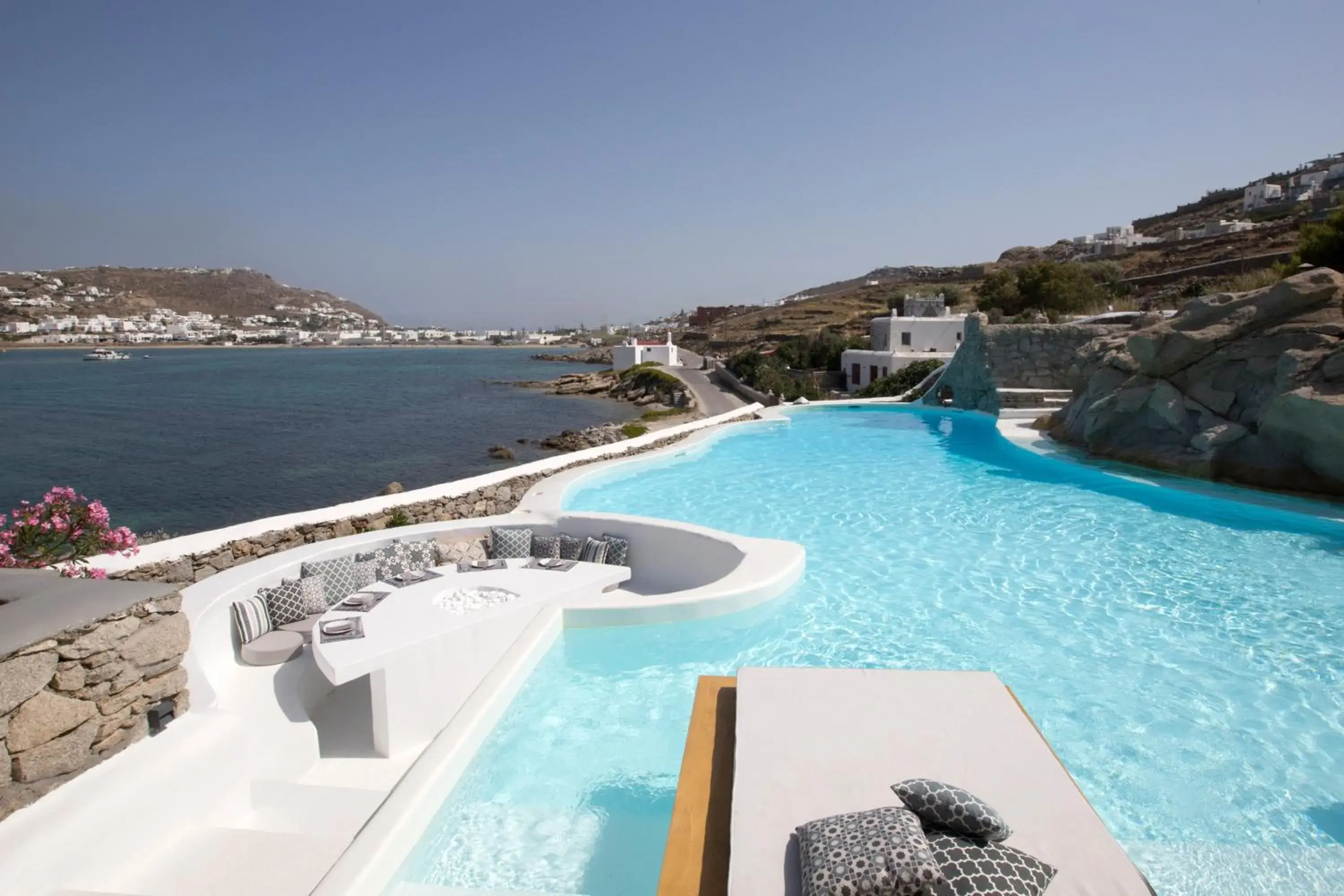 Swimming pool in Dreambox Mykonos Suites Swimming pool in Dreambox Mykonos Suites