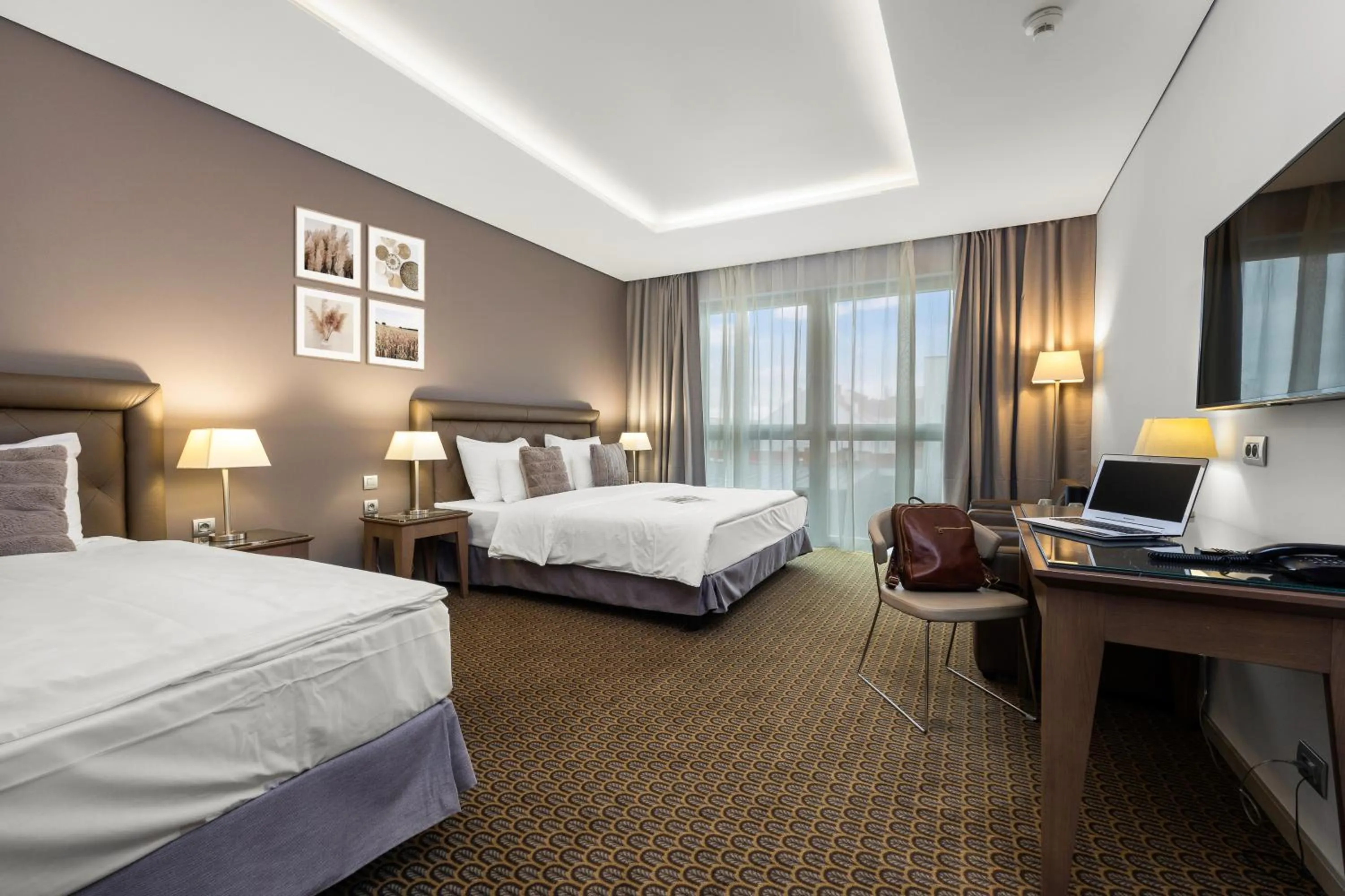 Bed in Hotel Royal Prague