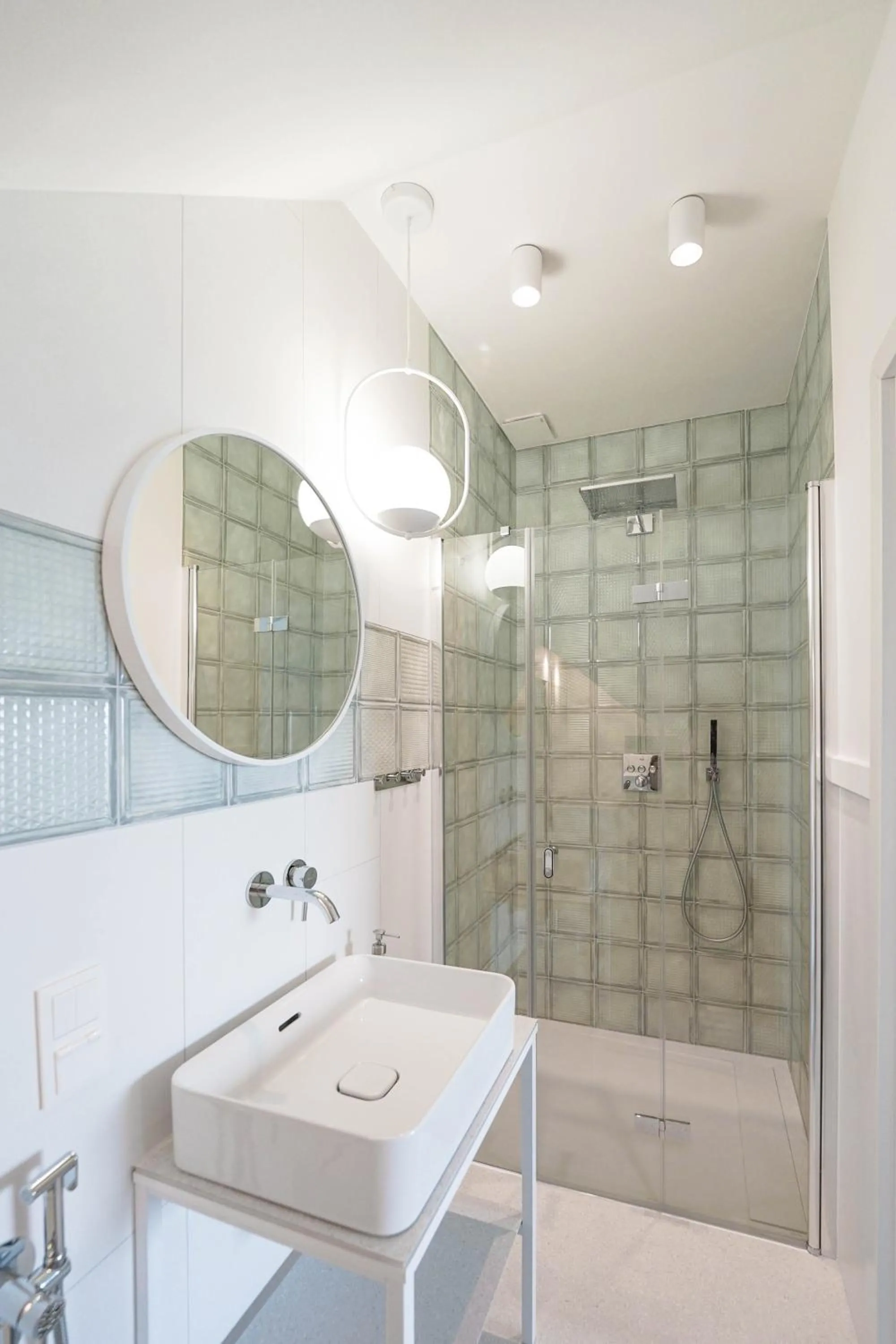 Shower in Villa Pastelowa