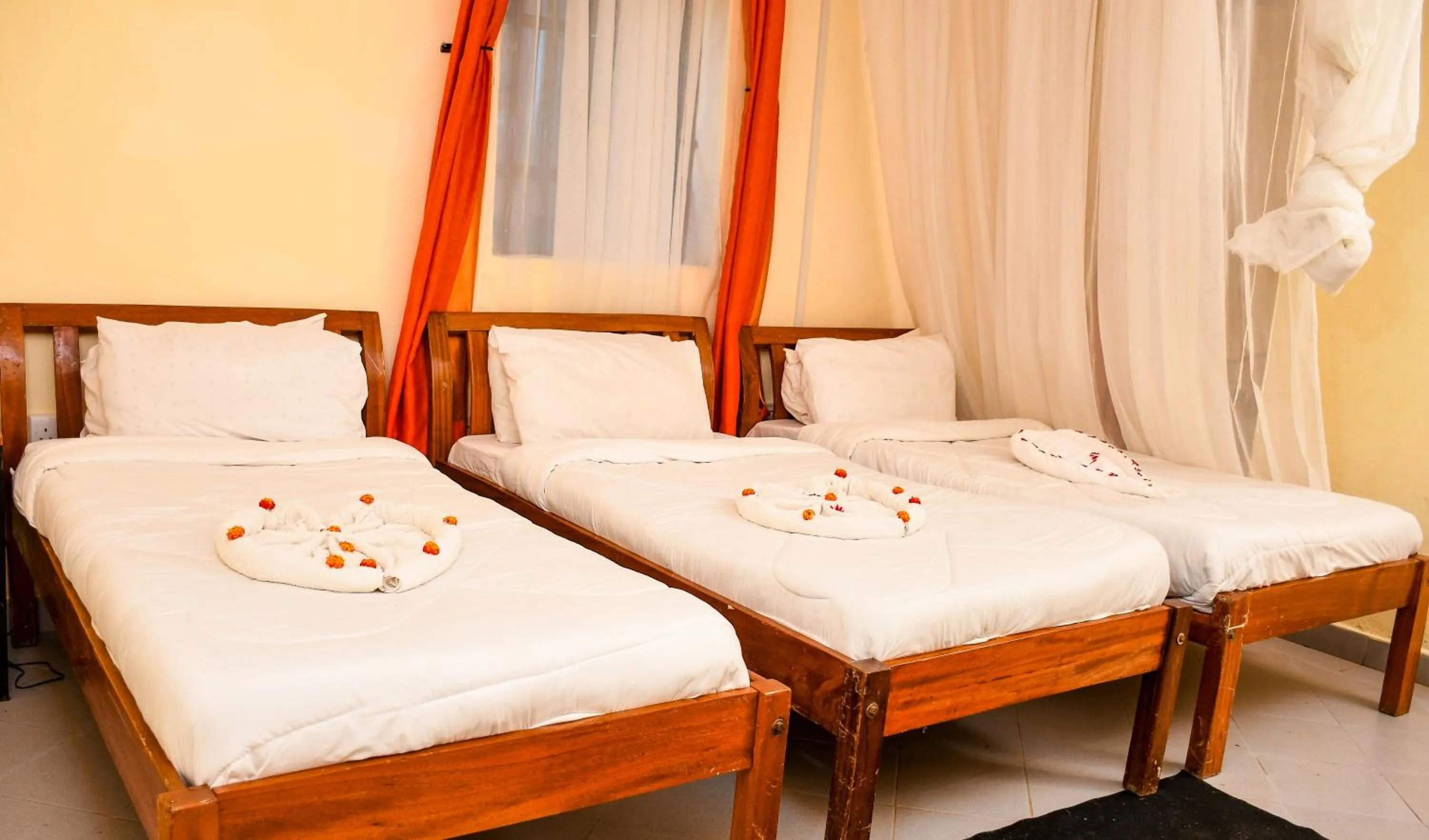 Bed in Naivasha Peppercorn Holiday Resort