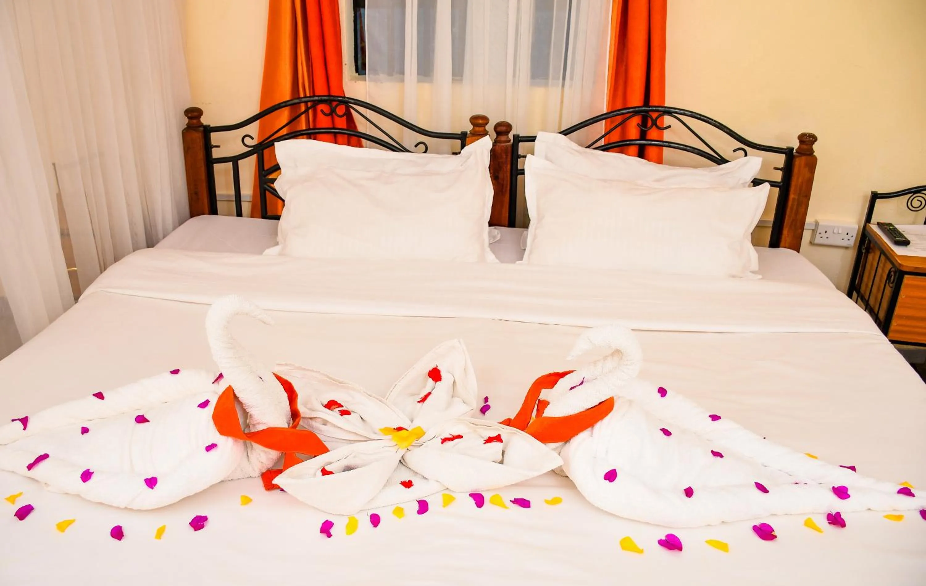 Bed in Naivasha Peppercorn Holiday Resort