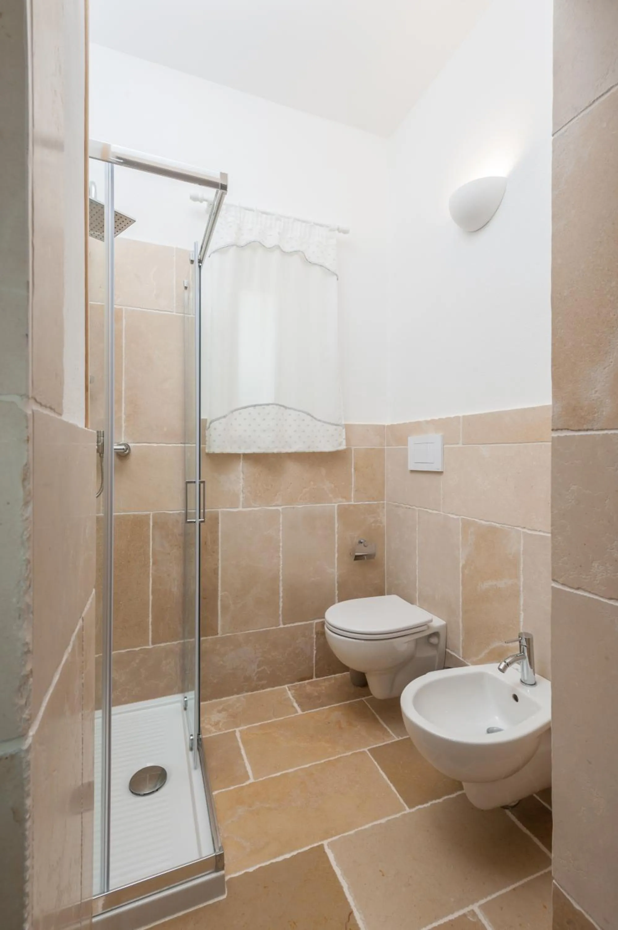 Shower in Masseria Monache