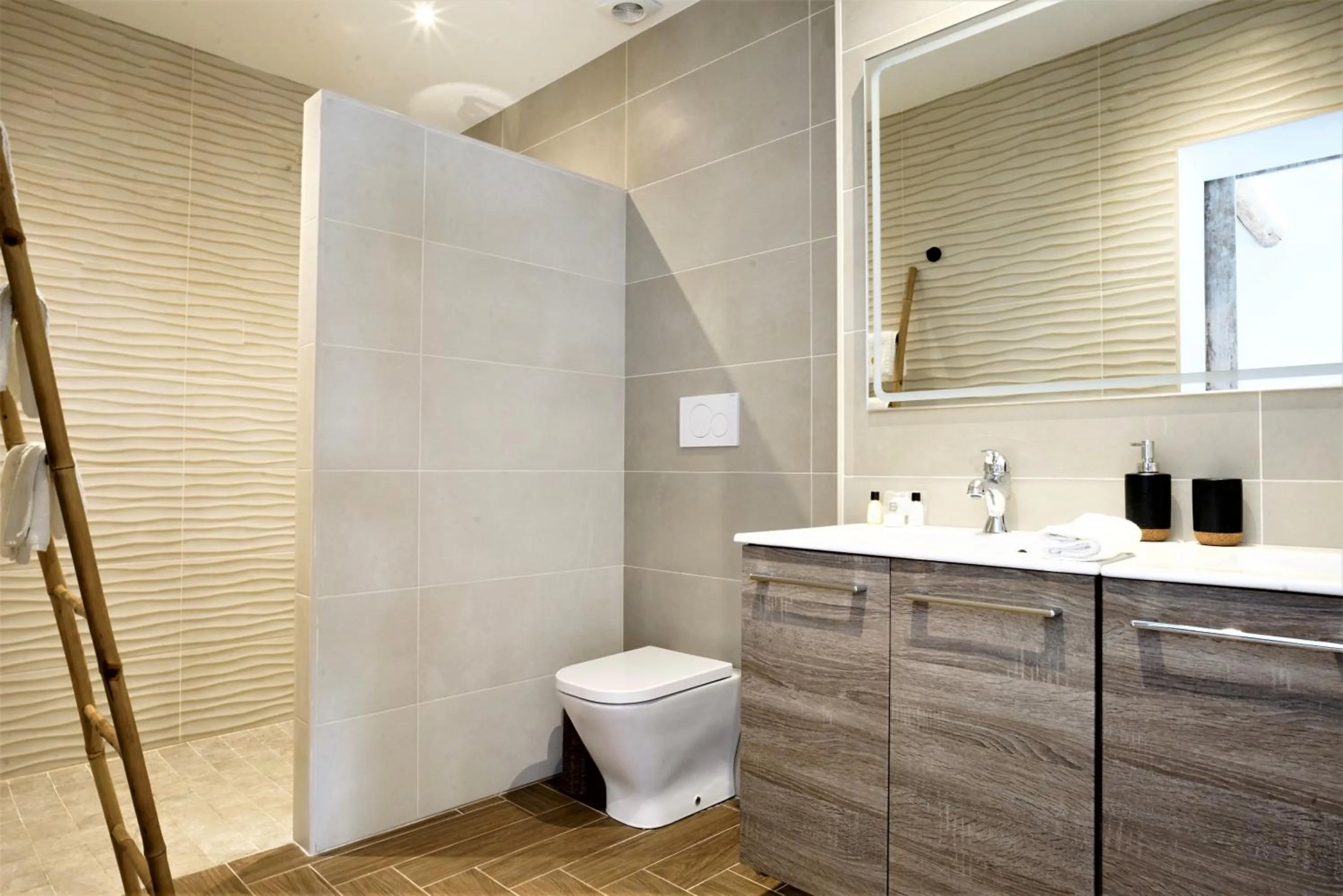 Bathroom in El Amparo