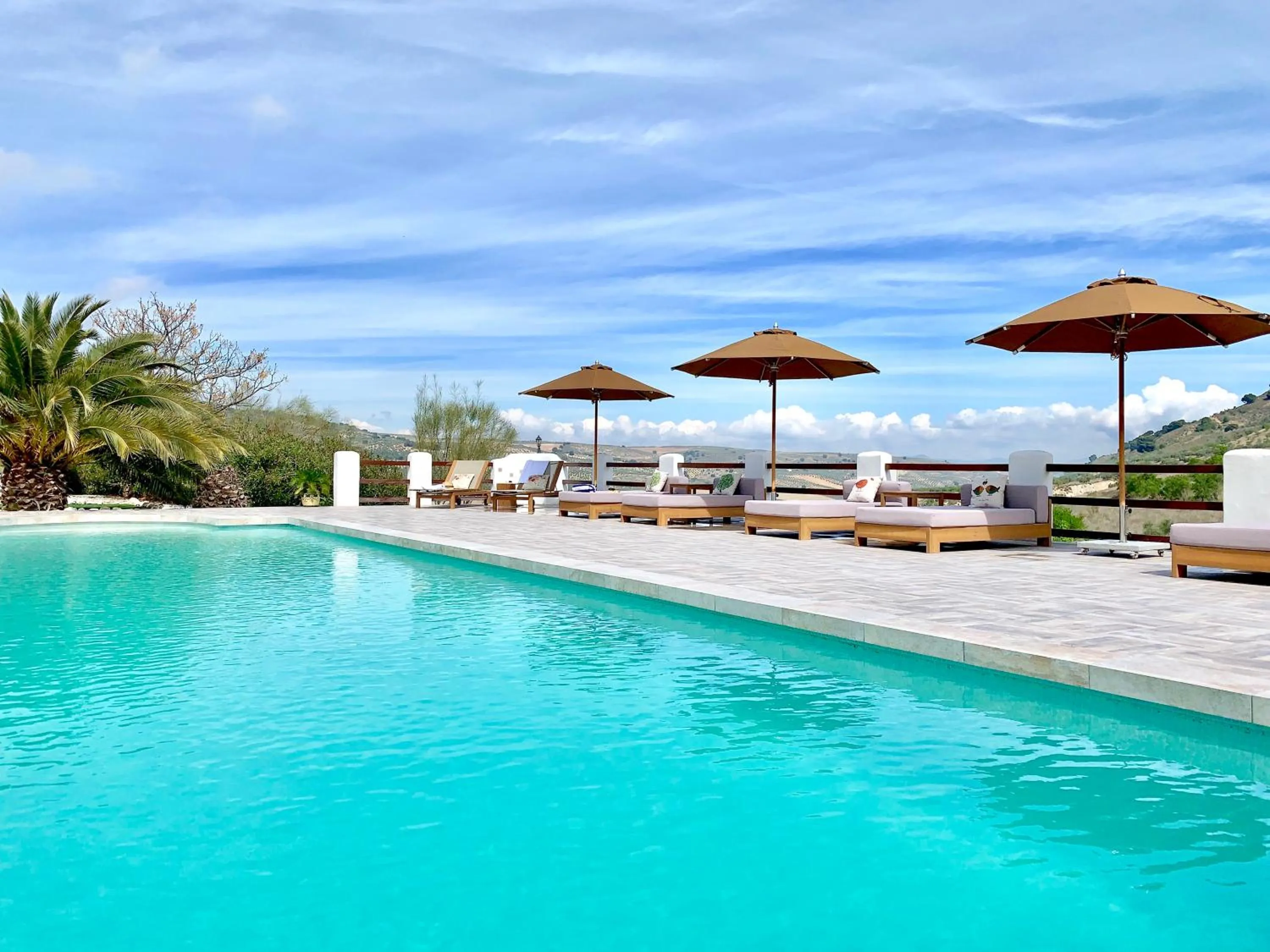 Swimming pool in El Amparo