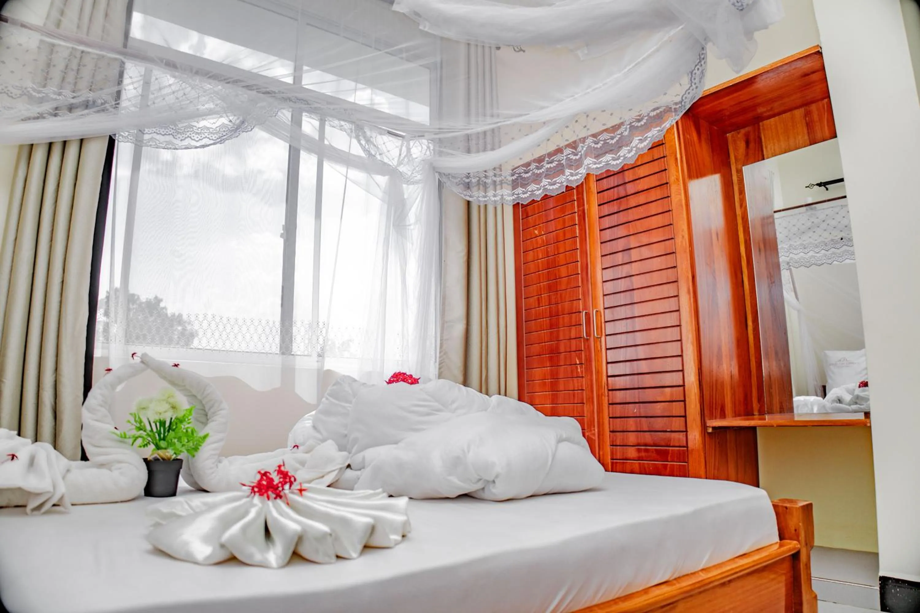 Bed in Cashewnut Hotel