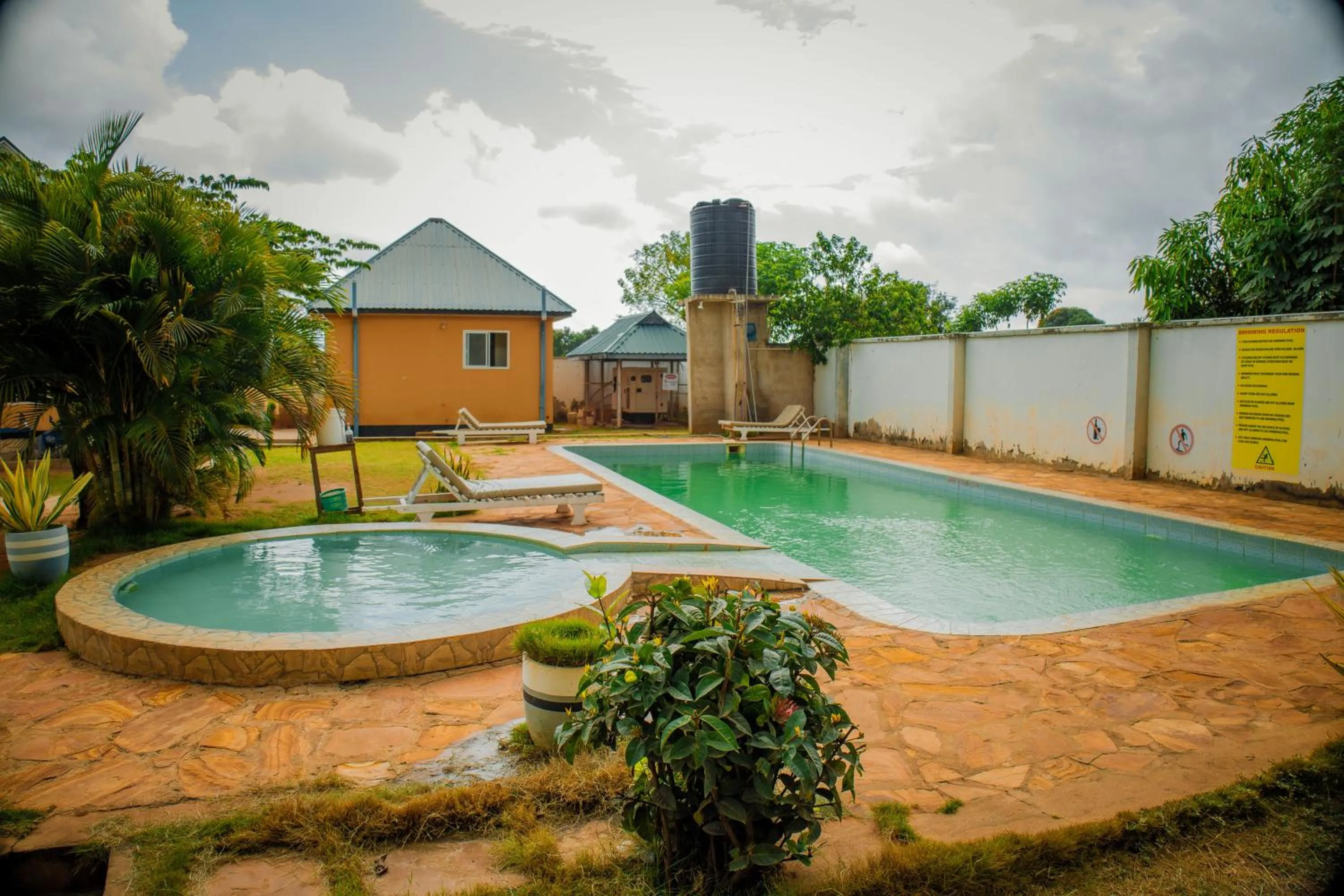 Swimming pool in Cashewnut Hotel
