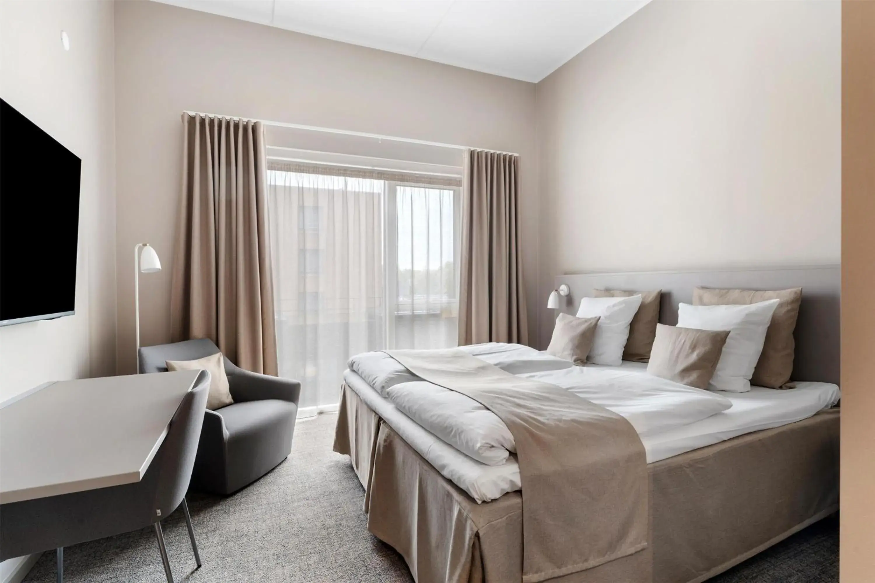 Bedroom, Bed in Best Western Plus Hotel Odense Bedroom, Bed in Best Western Plus Hotel Odense