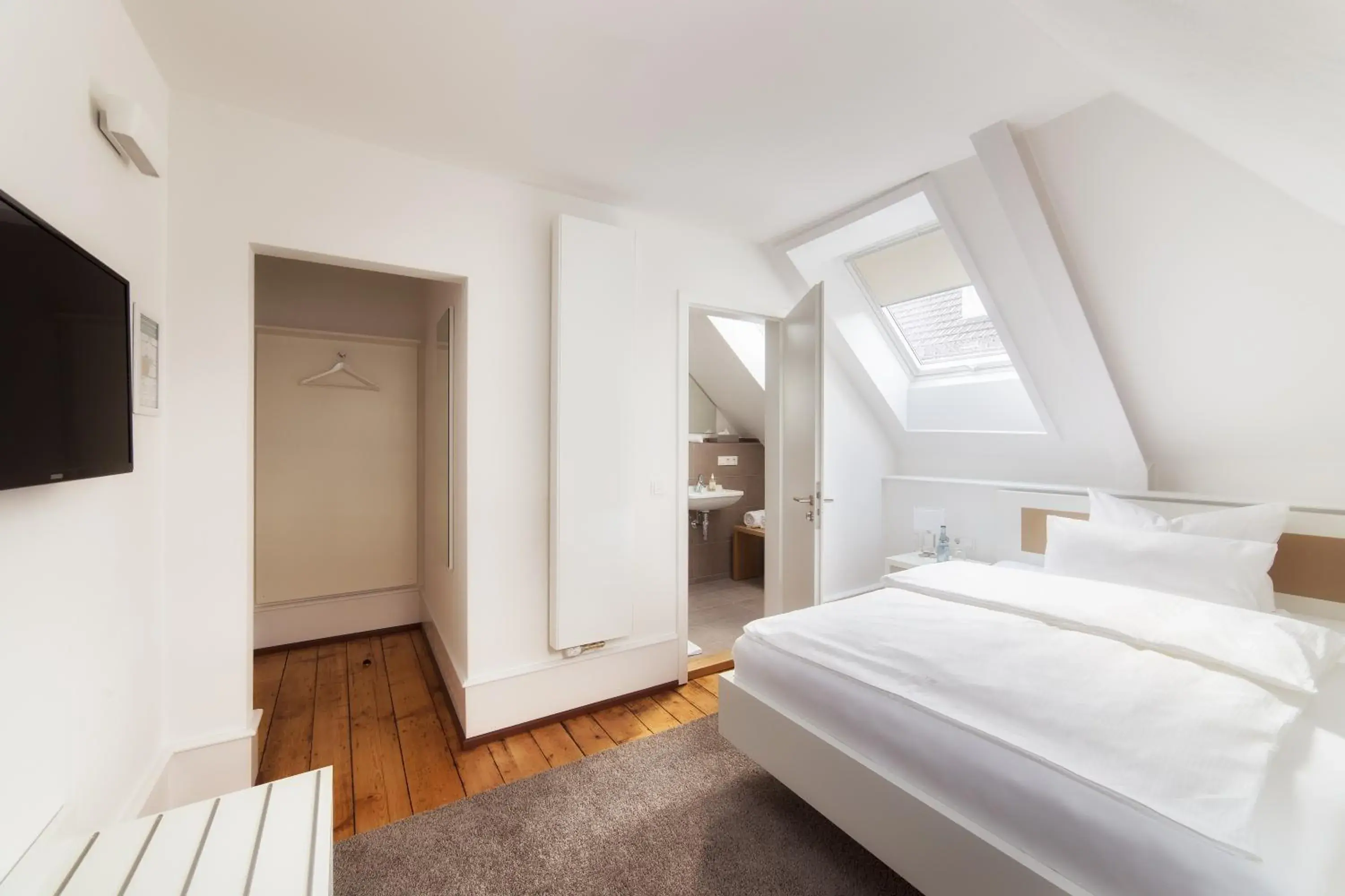 Single Room in Hotel Villa8 Single Room in Hotel Villa8