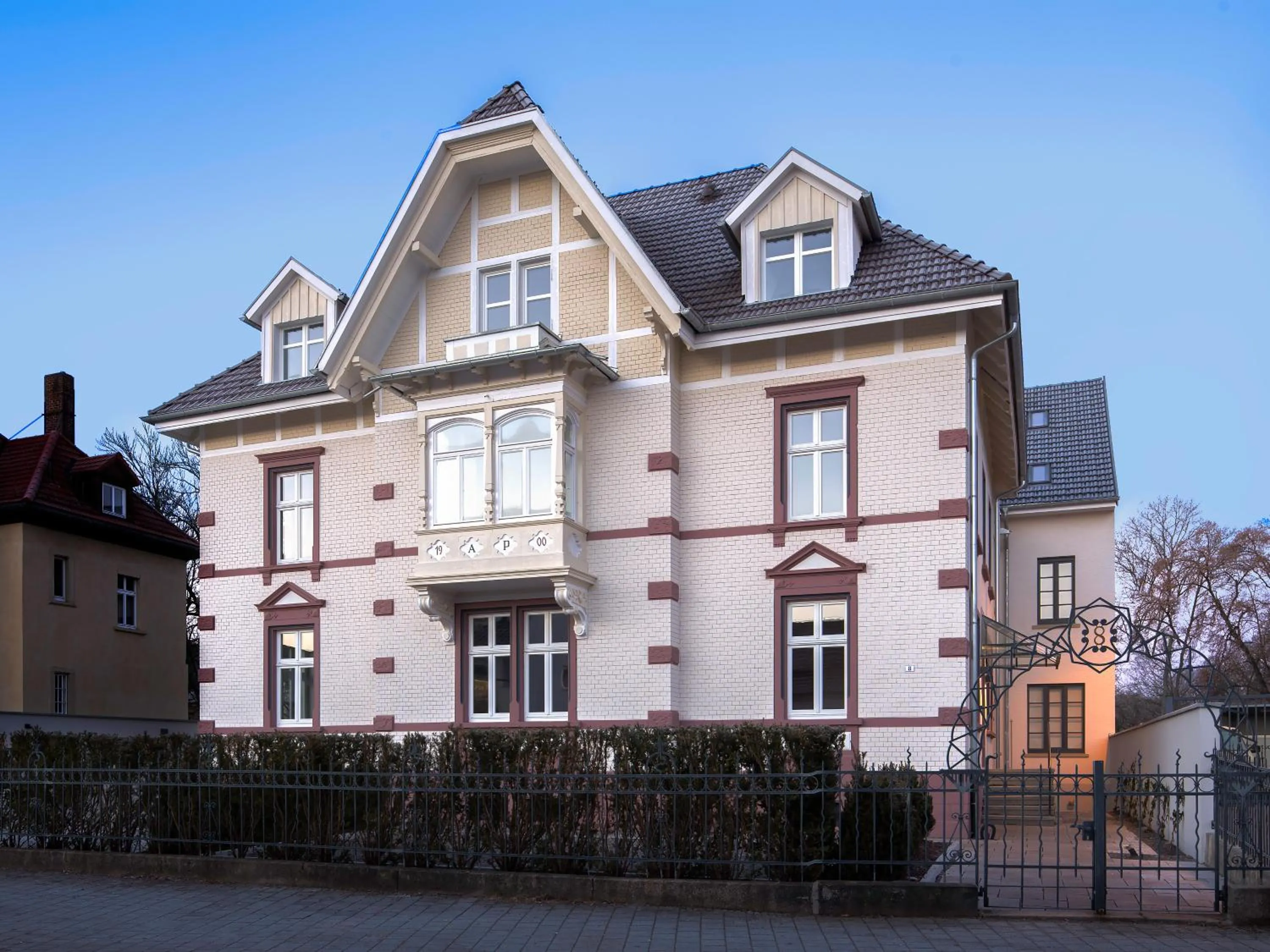 Facade/entrance in Hotel Villa8