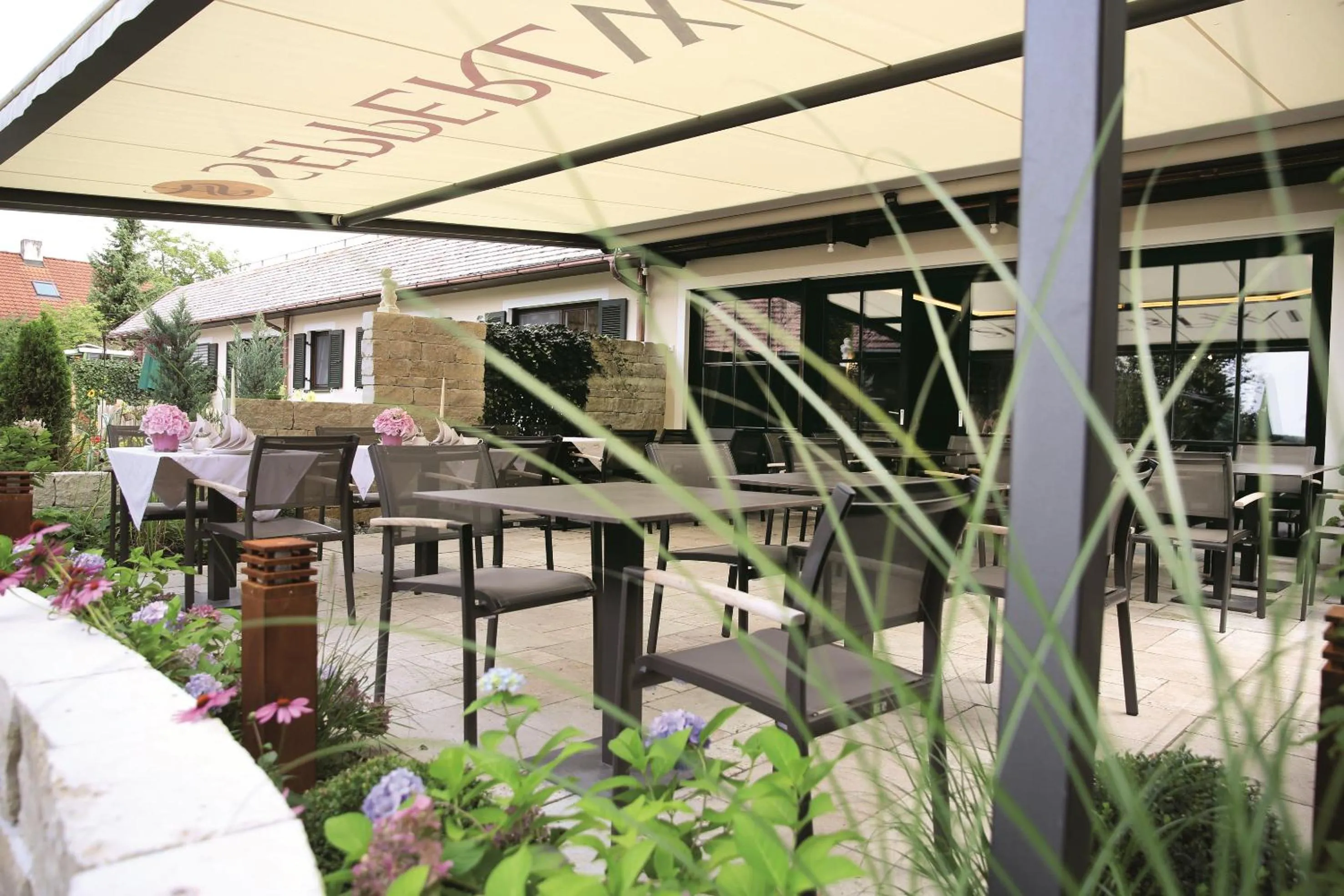 Restaurant/places to eat in Sepperlwirt