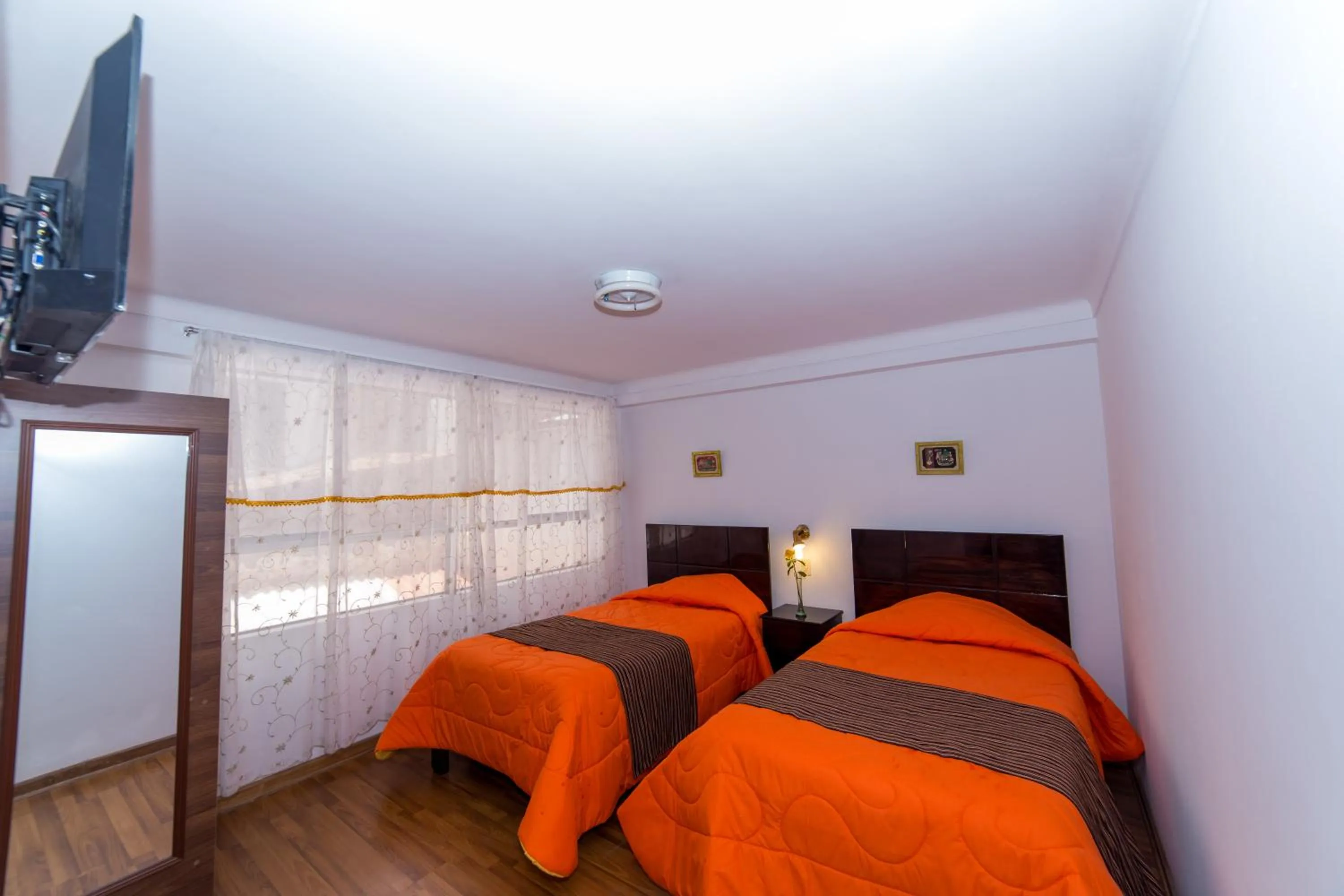 People in Hotel Peru Real